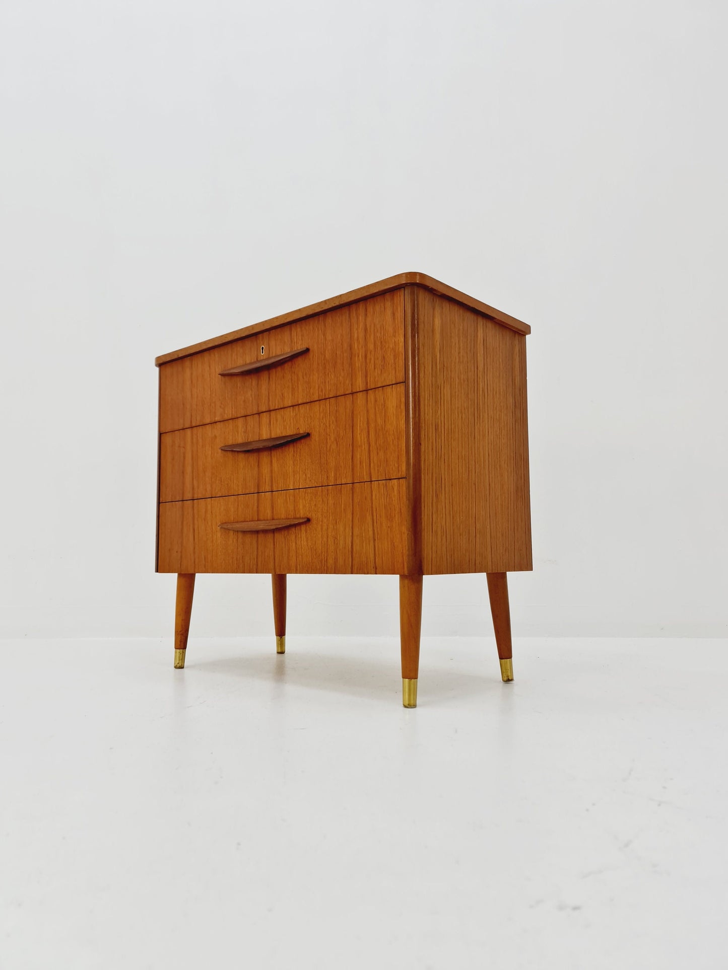 Midcentury danish design chest of drawers / drawer dresser /3 drawers cabinet, 1960s