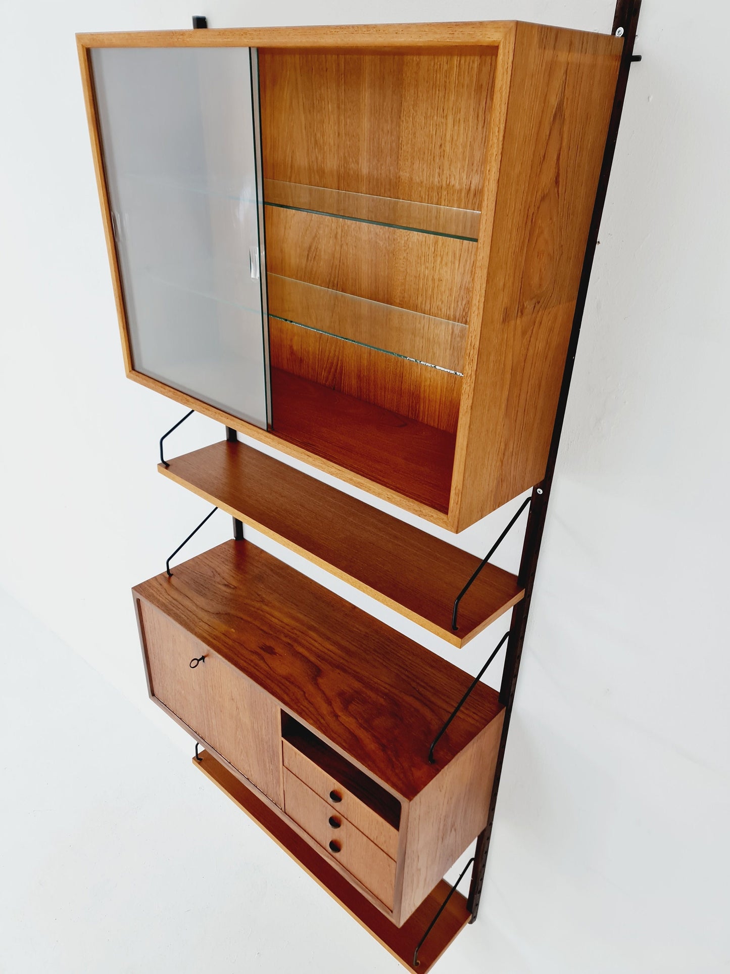 Mid century Danish Teak single Wall Unit with bar cabinet & Showcase by Poul Cadovius for Royal Denmark, 1960s