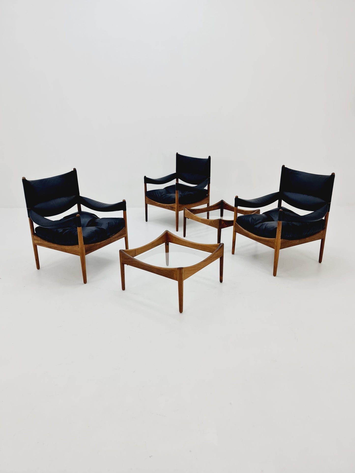 1 of 5 Mid-Century Danish rosewood arm Chair, table by Kristian Vedel “Modus” for Willadsen Møbelfabrik, 1960s