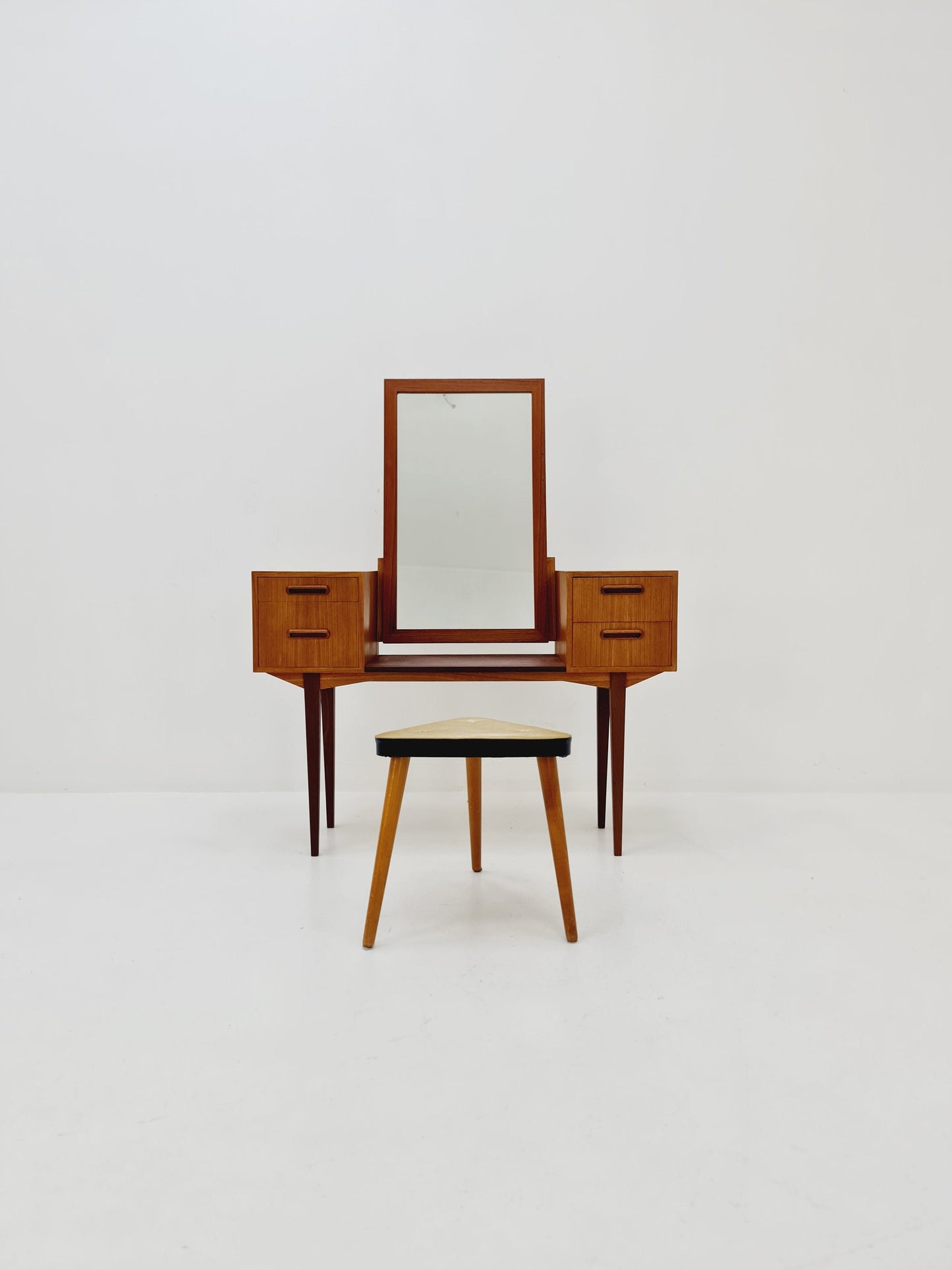 Mid Century Modern Danish Teak vanity table/ make up table by Ateljé glas och trä, Hovmantorp, 1960s