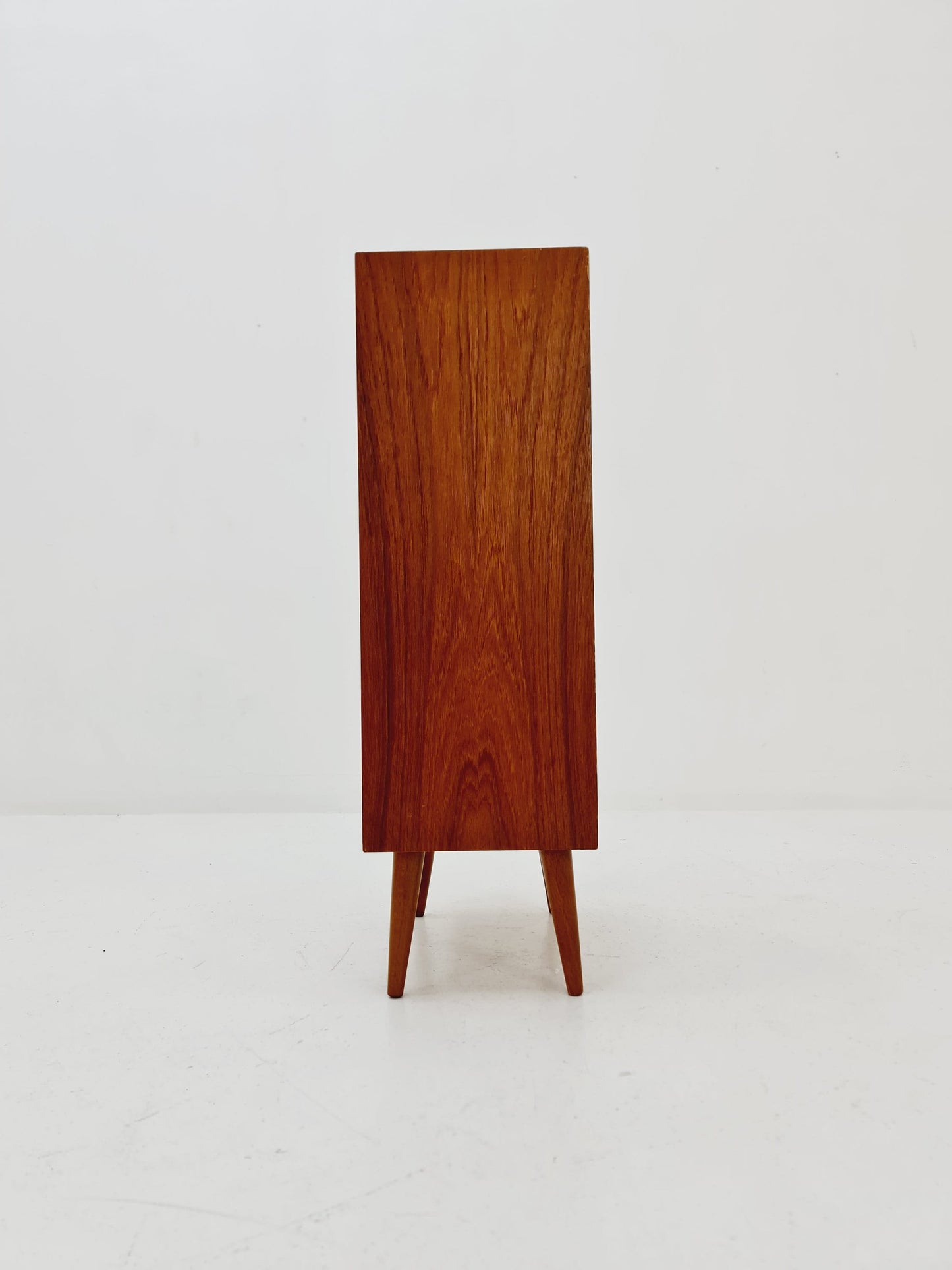 Small Midcentury Danish teak chest of drawers /tallboy /6 drawers cabinet, 1960s