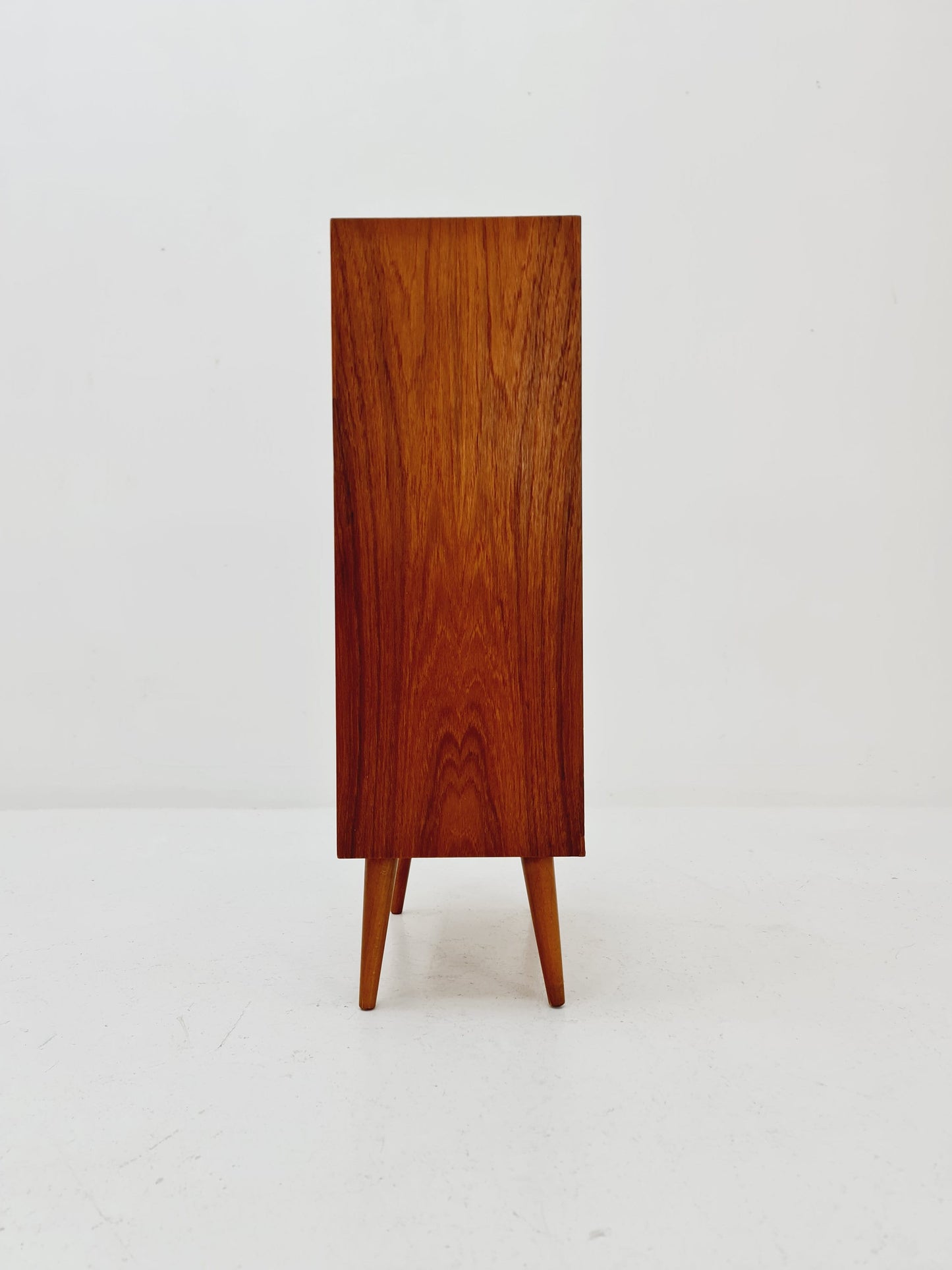 Small Midcentury Danish teak chest of drawers /tallboy /6 drawers cabinet, 1960s