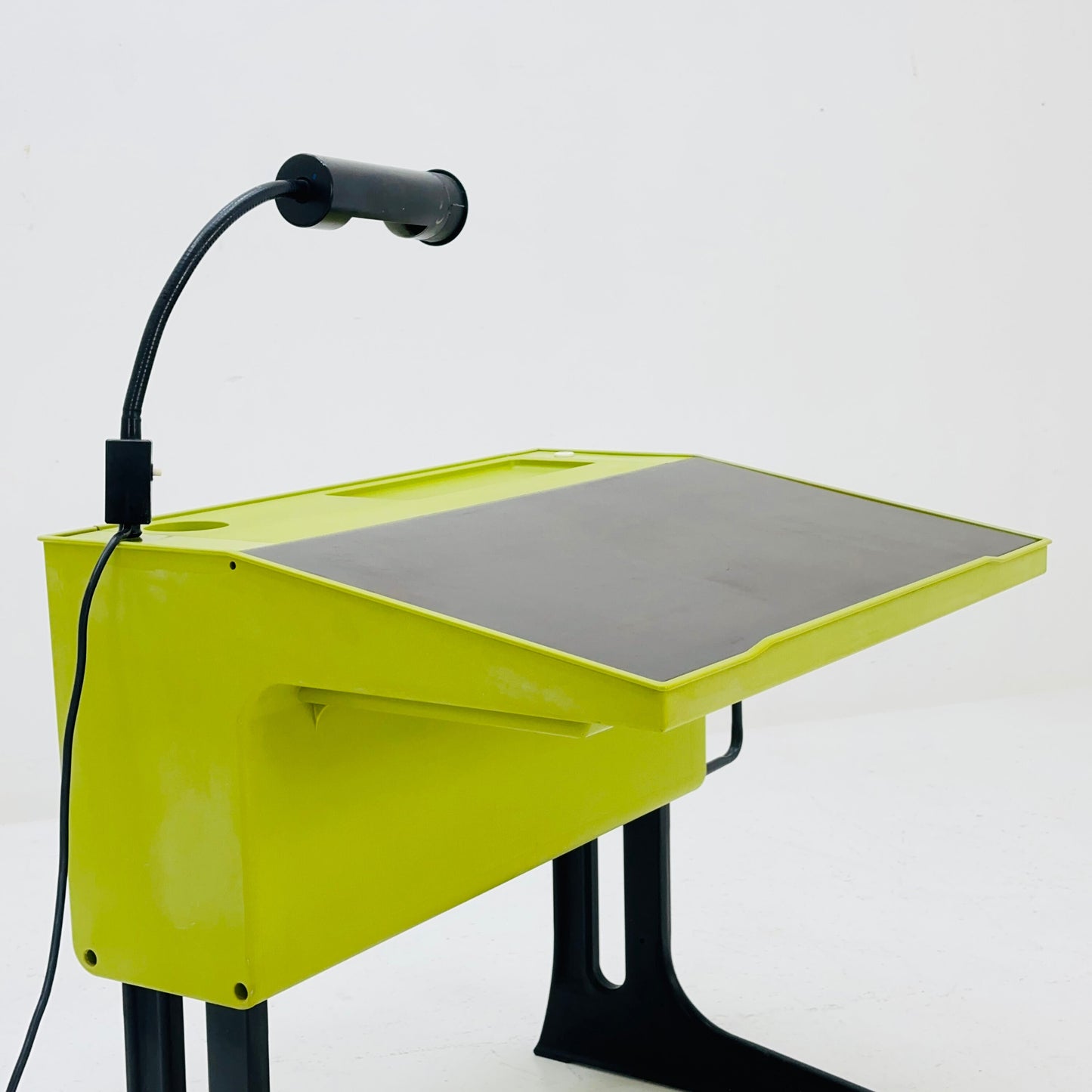 Space Age Desk in Green by Luigi Colani for Flötotto Germany 1970s