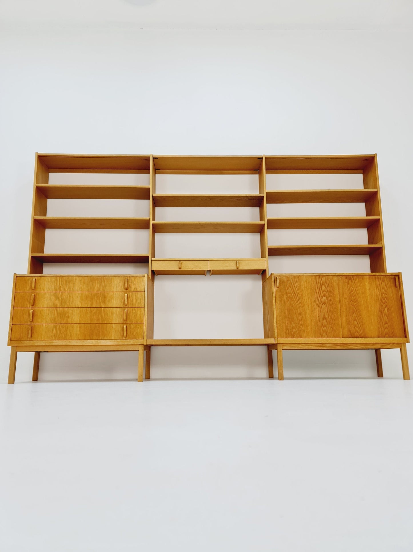 Swedish vintage modular wide chest of drawers/ book case oak by Fridhagen for Bodafors, 1960s