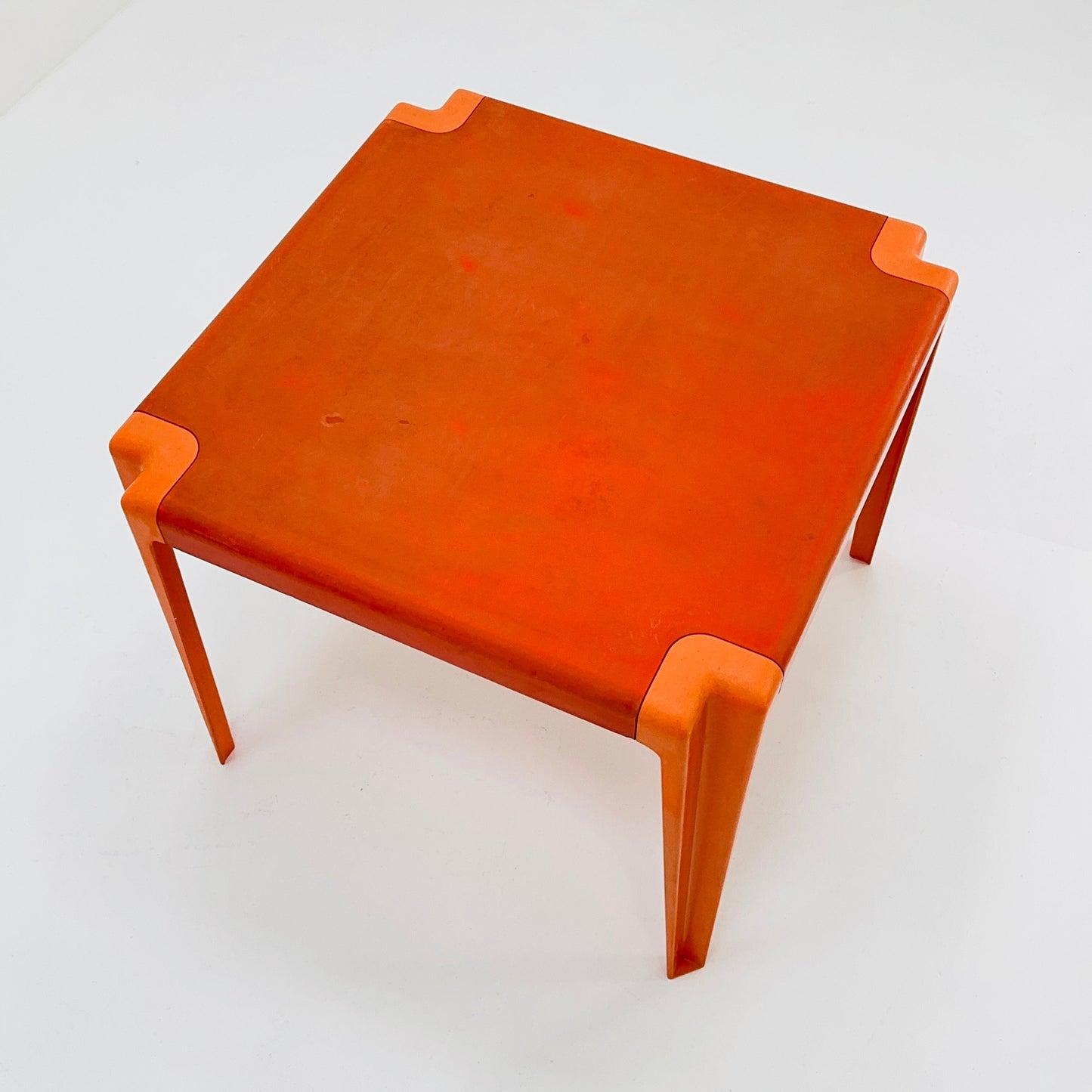 Space age fiberglass dining table by Helmut Batzner for Bofinger 1970s, Germany