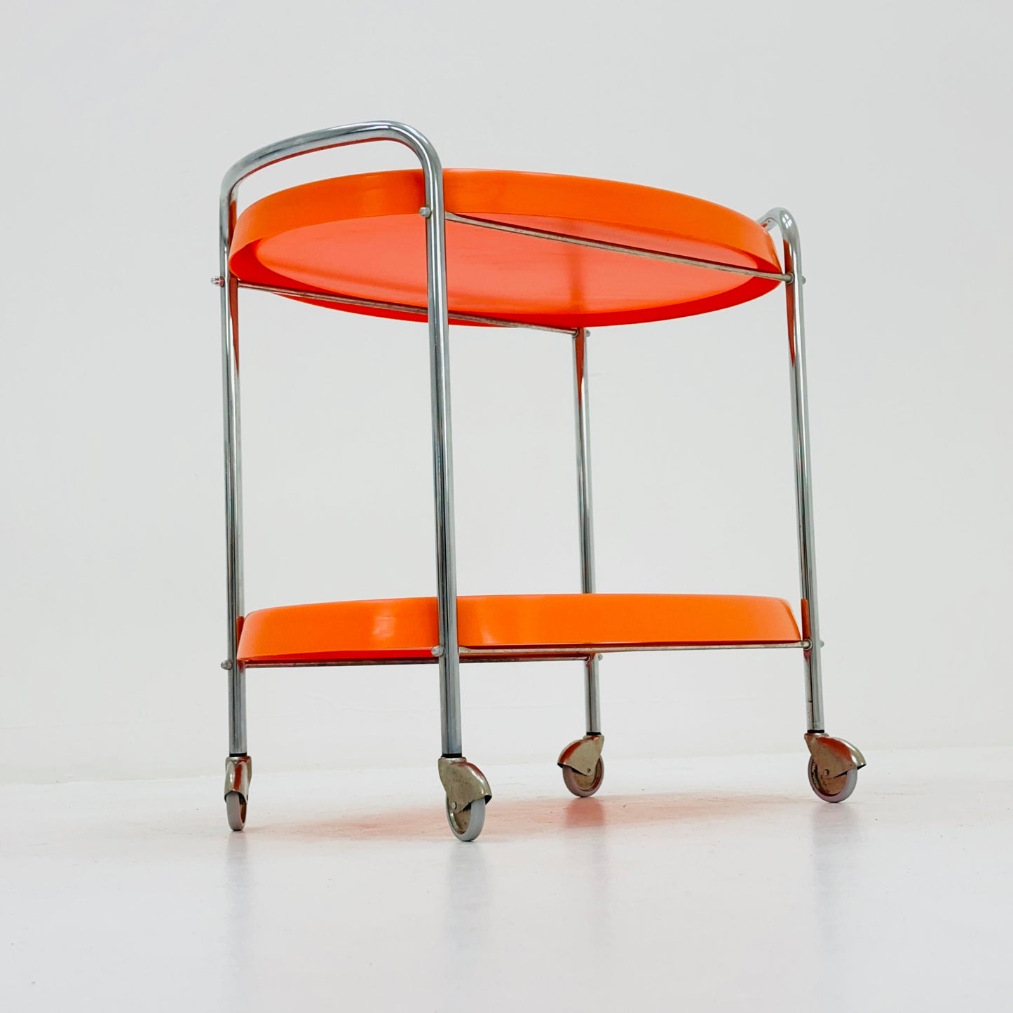 Space Age oval Vintage Orange Plastic Chromed Bar Cart/trolley 1970s, Italy