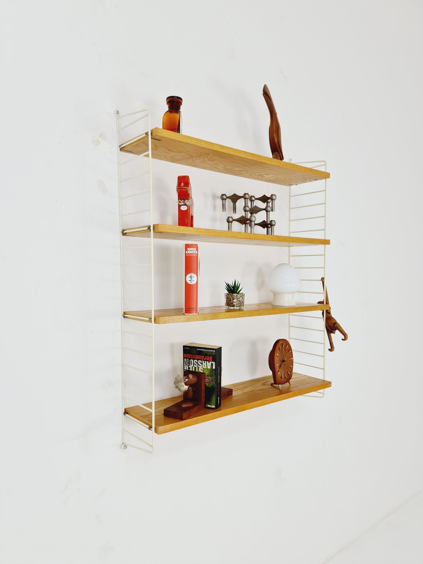 Original MCM Oak shelving system - consists of white lacquered metal ladders, from string Stockholm 1960s