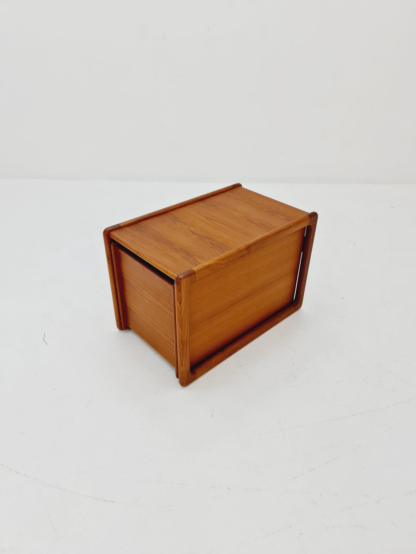 Mid century Danish teak nesting side table & bar Model DK-7480 by Kai Kristiansen for Vildbjerg Møbelfabrik ApS - 1960s