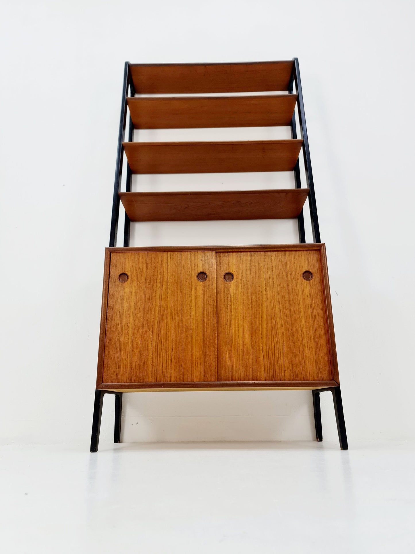 Danish freestanding Midcentury vintage bookshelf system / bookcase teak by Bengt Ruda, 1960s