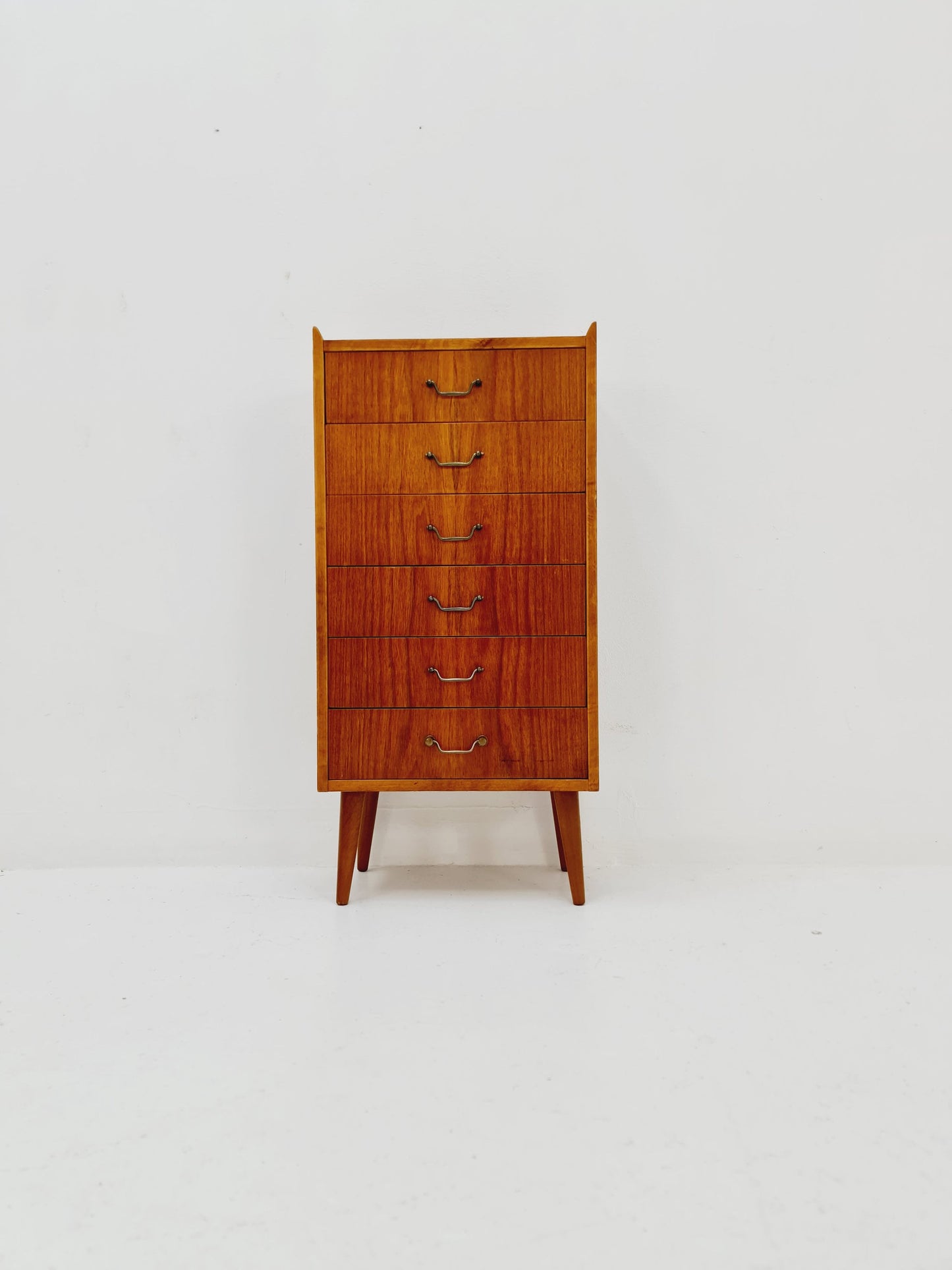Small Midcentury Danish teak chest of drawers /tallboy /6 drawers cabinet, 1960s