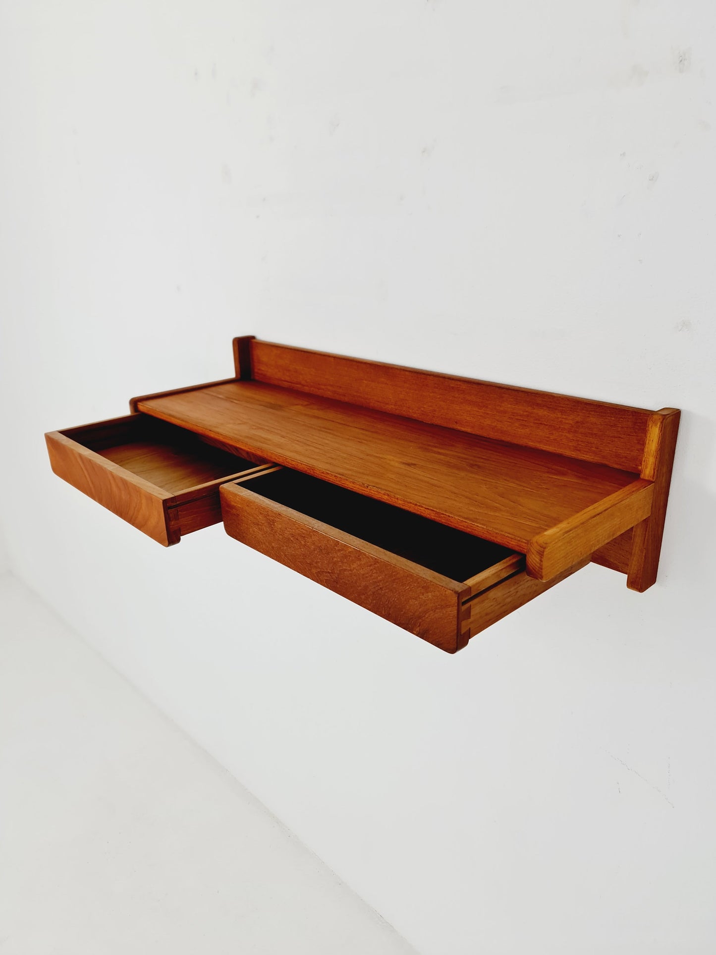 Long Danish solid Teak hanging shelfwith 2 drawers By Aksel kjersgaard , 1960s