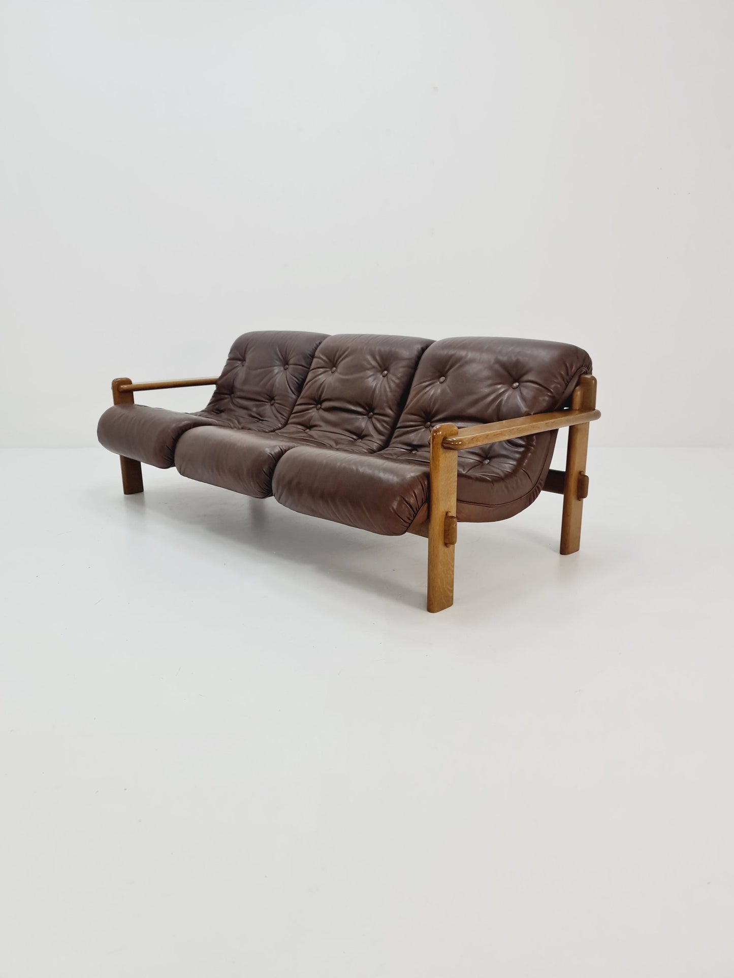 Mid Century Scandinavian couch in Solid Oak and Leather 3-Seater Sofa 1960