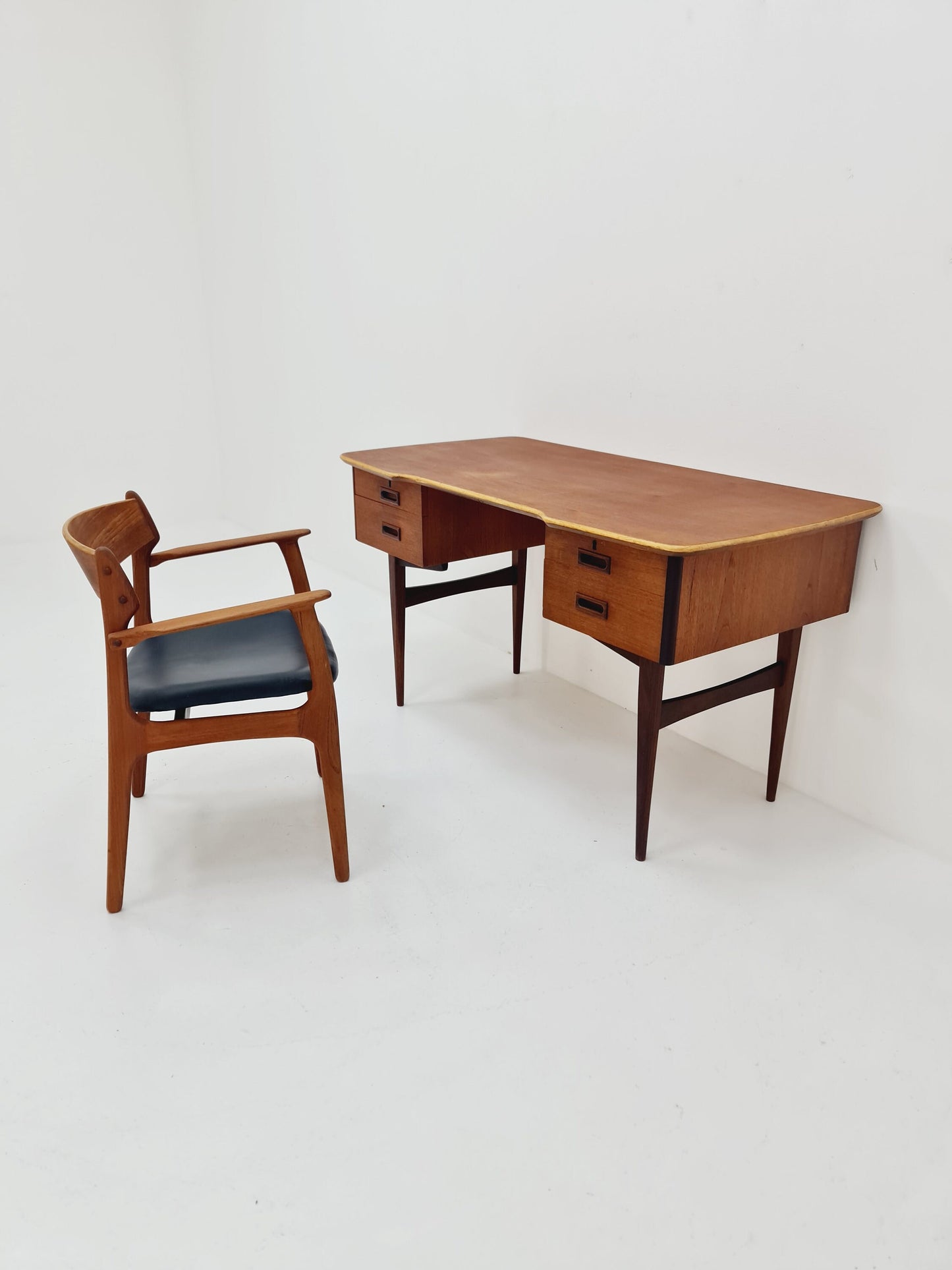 Mid century Danish teak desk By Mustring, 1960s