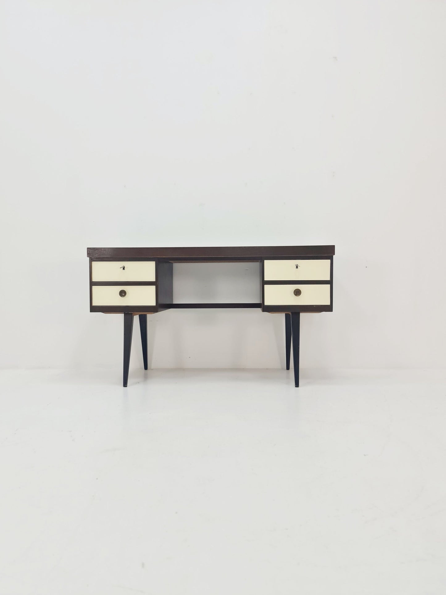 Mid century German Desk in Ash Wood and Formica by Horn Lippe for Ekawerk , 1950s