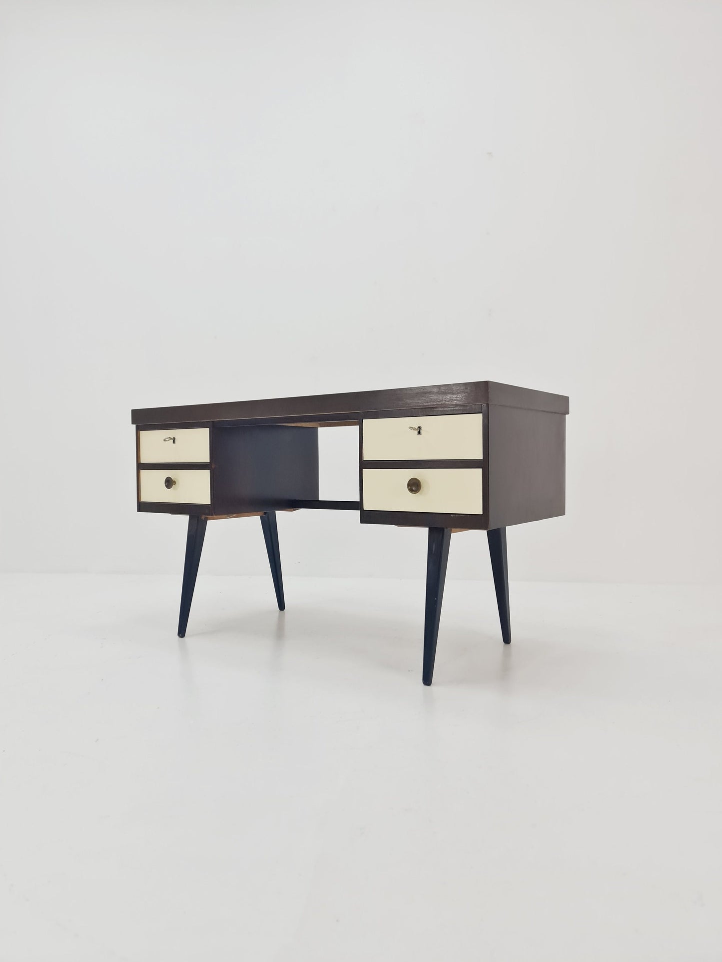 Mid century German Desk in Ash Wood and Formica by Horn Lippe for Ekawerk , 1950s