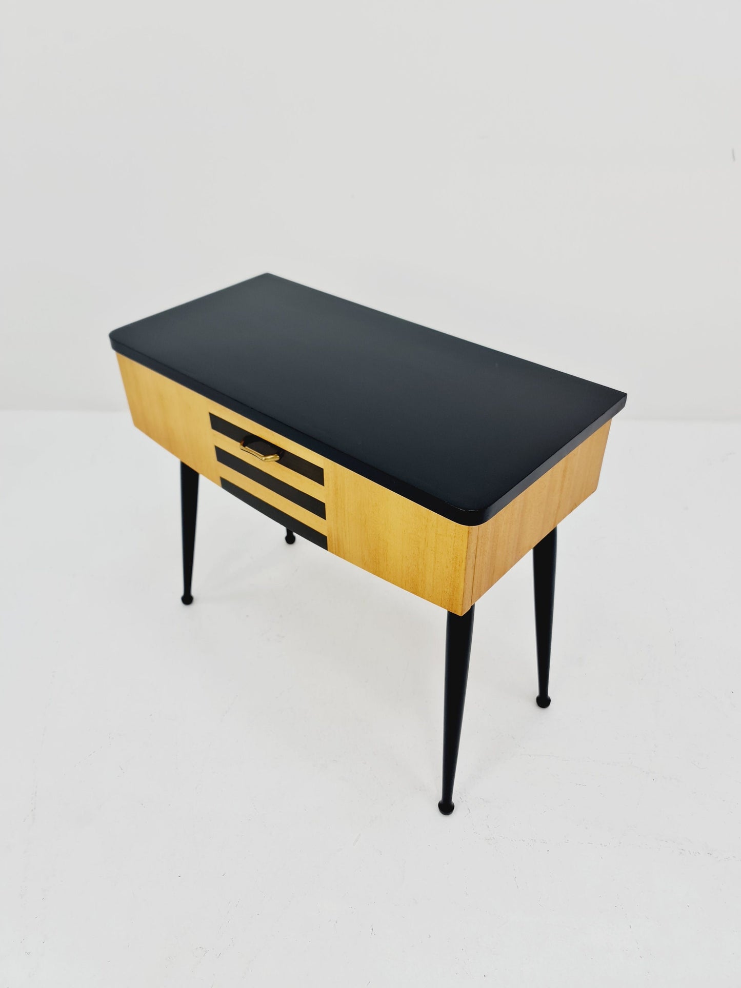 German mid-century small sideboard /side table, 1950s