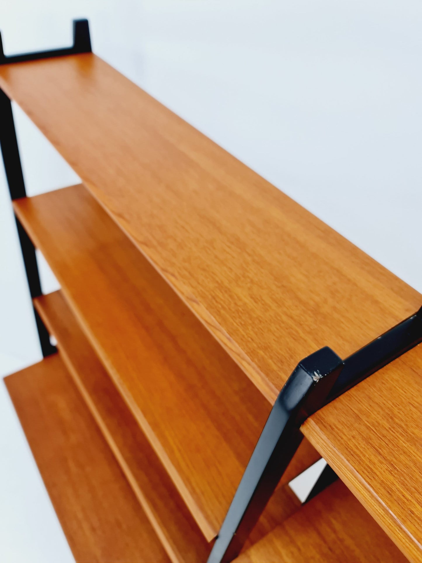 Danish freestanding Midcentury vintage bookshelf system / bookcase teak by Bengt Ruda, 1960s