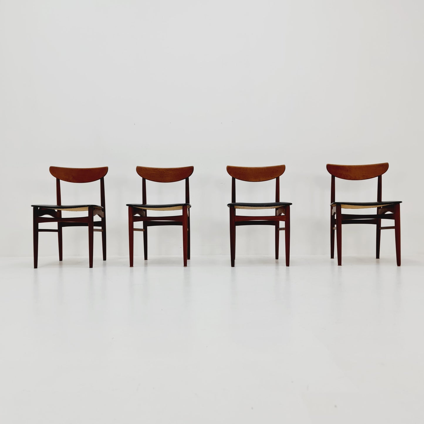 MidCentury Danish Teak Dining Chairs By E.W Bach For Skovby , 1960s, set of 4