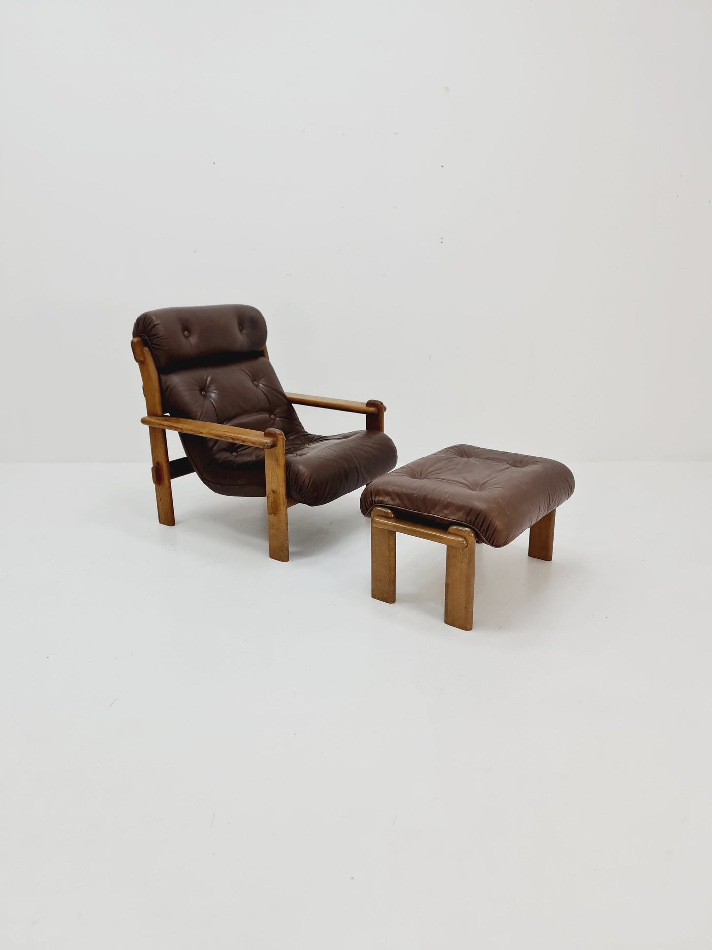 Mid Century Scandinavian Solid Oak & Leather lounge chair/ Easy chair with Ottoman, 1960s