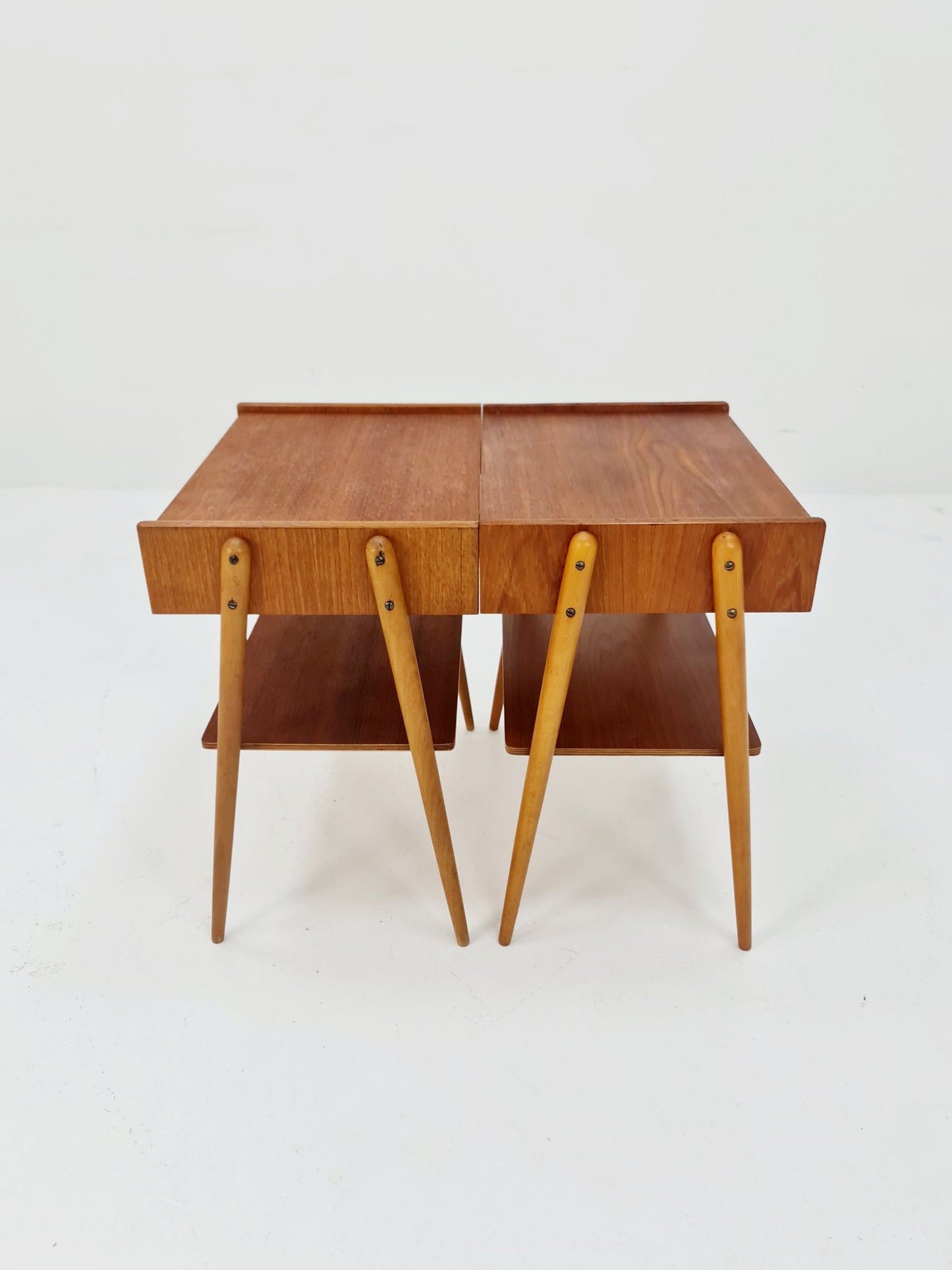 Pair of Swedish Midcentury Teak Vintage Side table/ Bedside table/ Night stand by Carlström & Co, 1960s