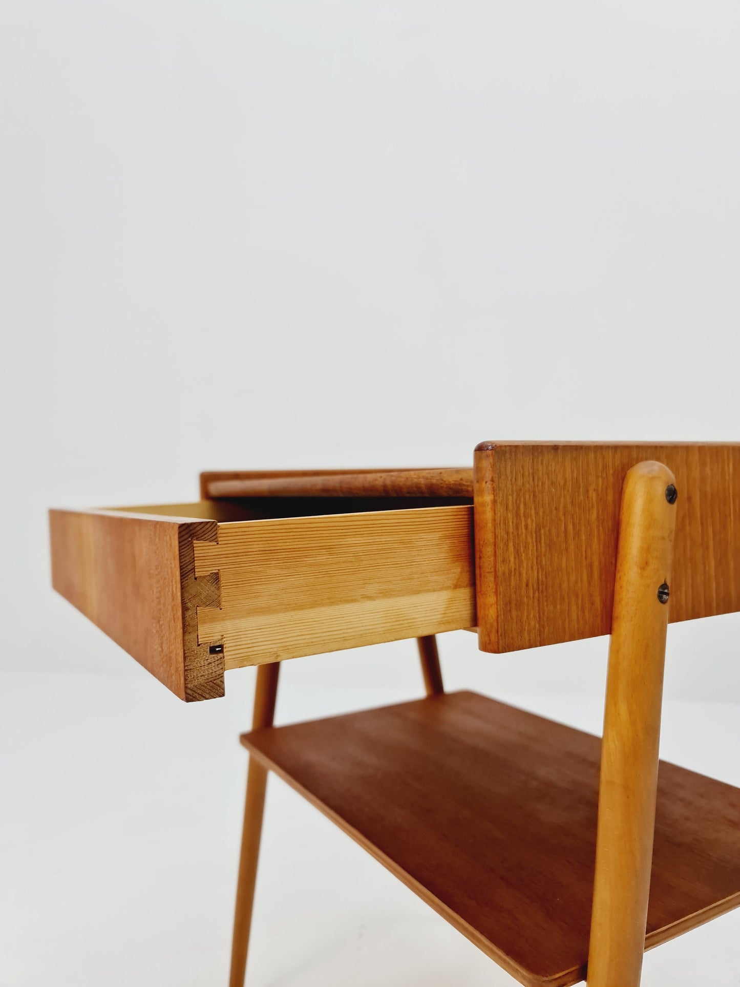 Pair of Swedish Midcentury Teak Vintage Side table/ Bedside table/ Night stand by Carlström & Co, 1960s