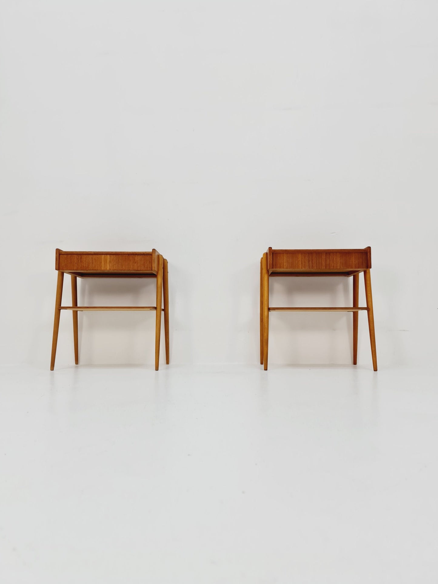 Pair of Swedish Midcentury Teak Vintage Side table/ Bedside table/ Night stand by Carlström & Co, 1960s