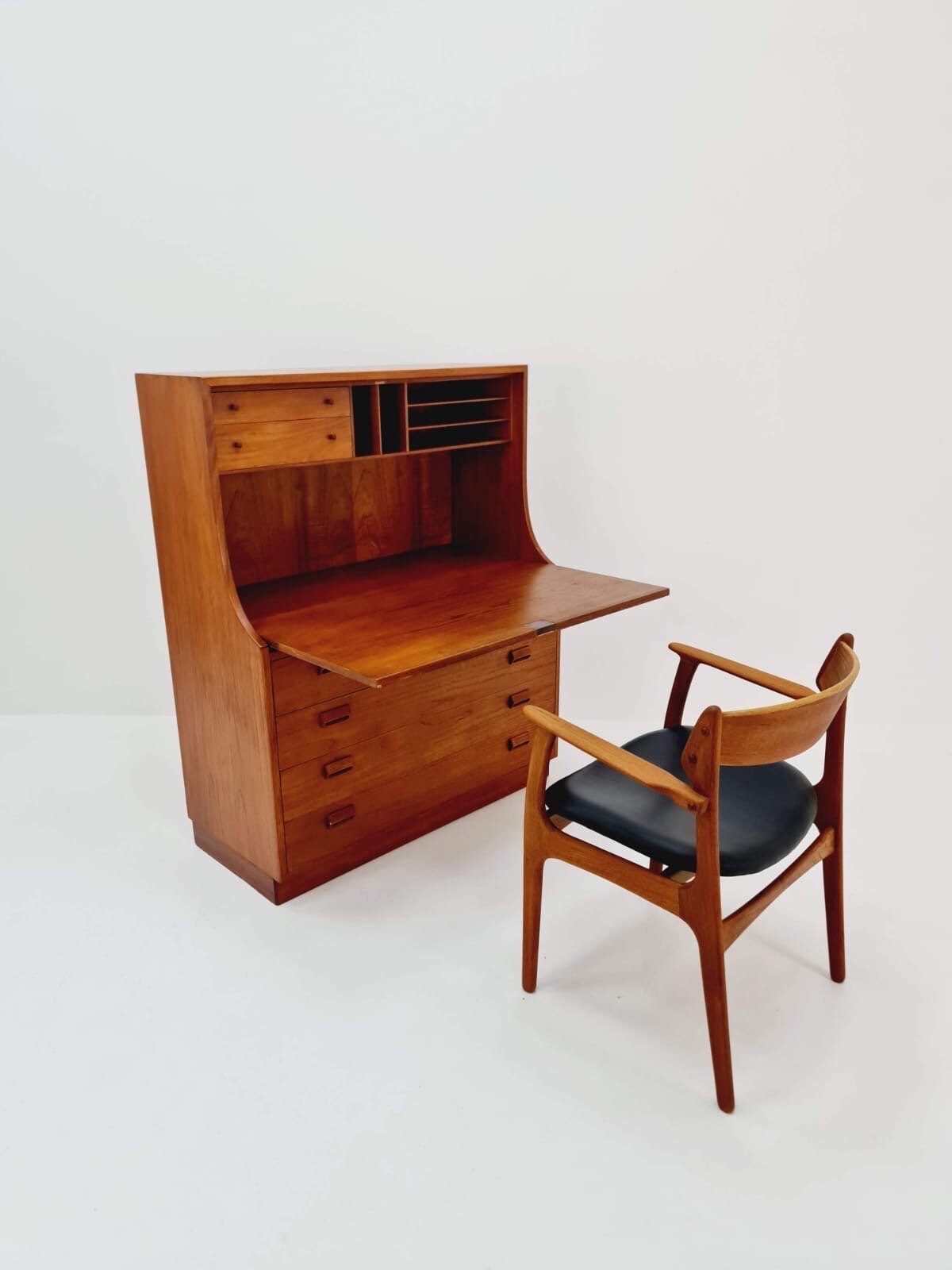 Mid century Scandinavian Secretary with drawers in teak by Borge Mogensen, Denmark, 1960s