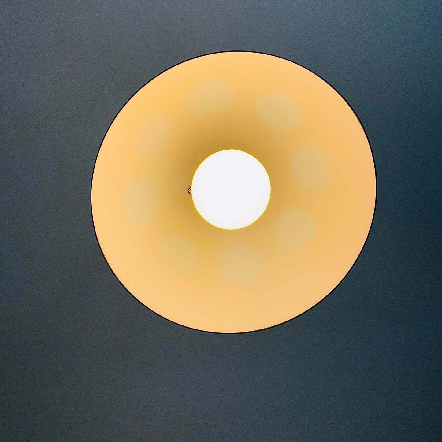 space age Orginal Raak Mushroom Pendant Lamp model El Duomo B-1057 Holland 1980s