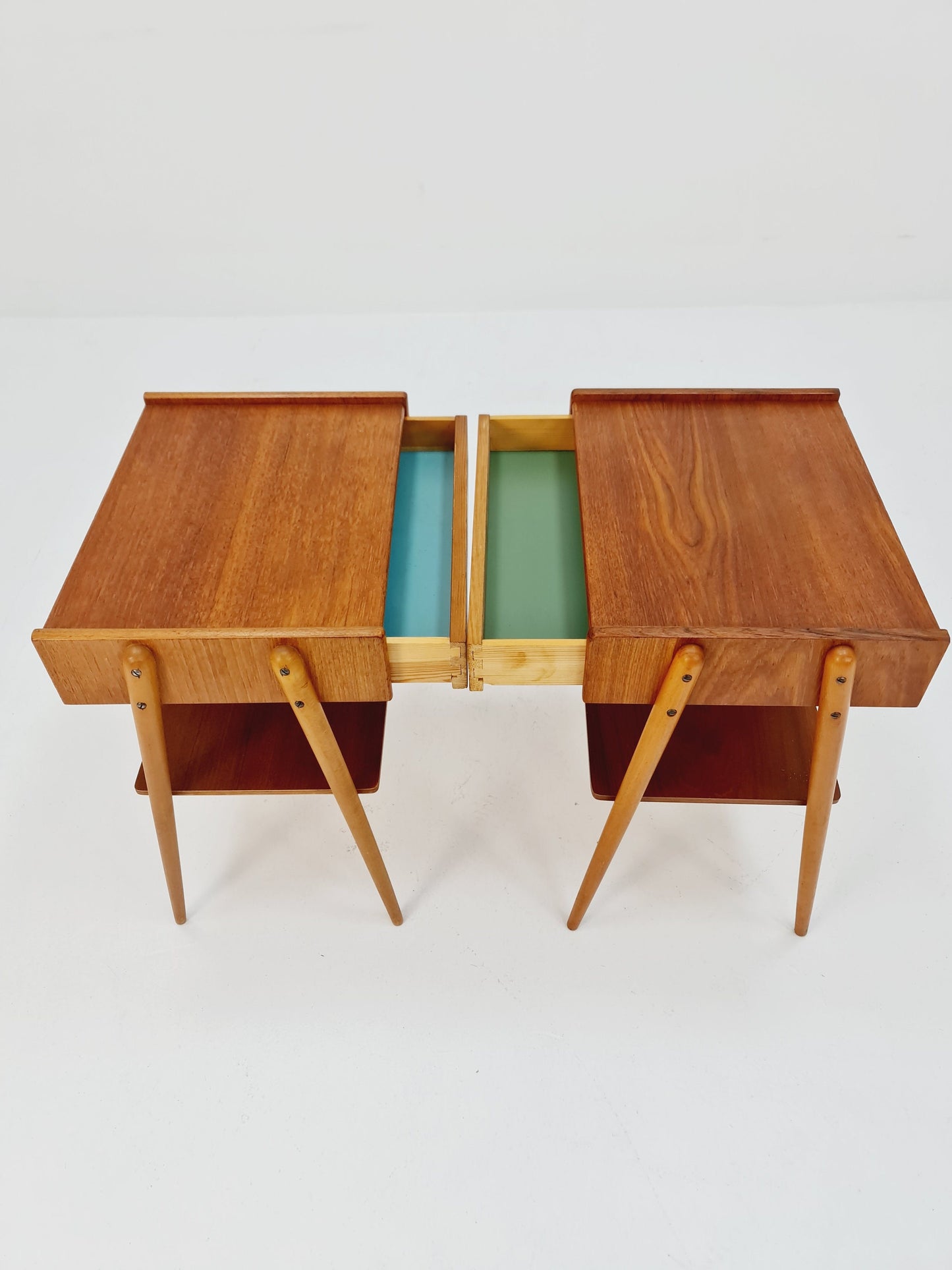 Pair of Swedish Midcentury Teak Vintage Side table/ Bedside table/ Night stand by Carlström & Co, 1960s