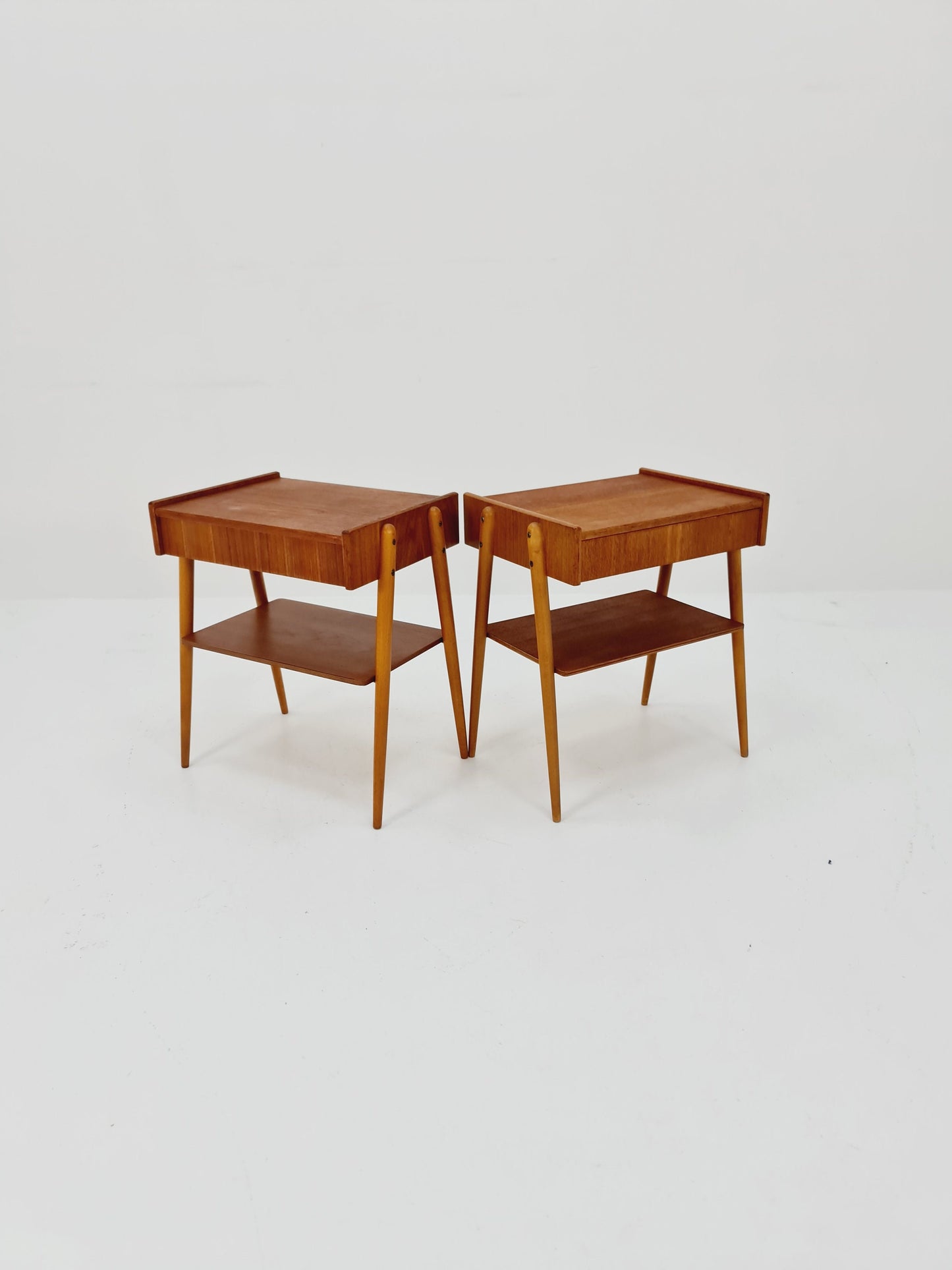 Pair of Swedish Midcentury Teak Vintage Side table/ Bedside table/ Night stand by Carlström & Co, 1960s