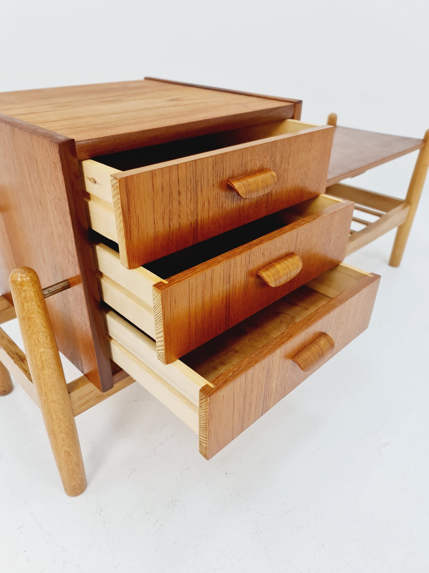 Danish teak & oak telefon table/ hallway table Arne wahl Iversen, 1960s