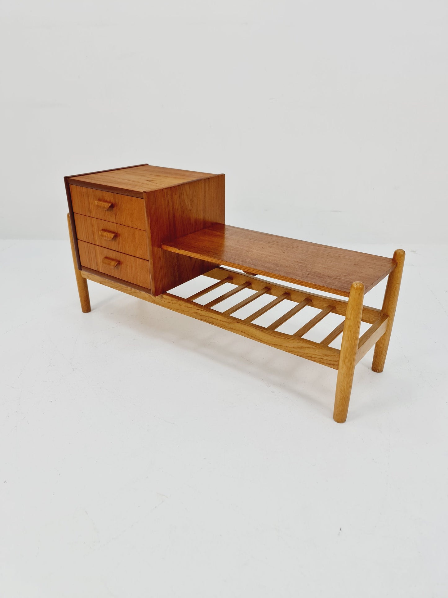 Danish teak & oak telefon table/ hallway table Arne wahl Iversen, 1960s