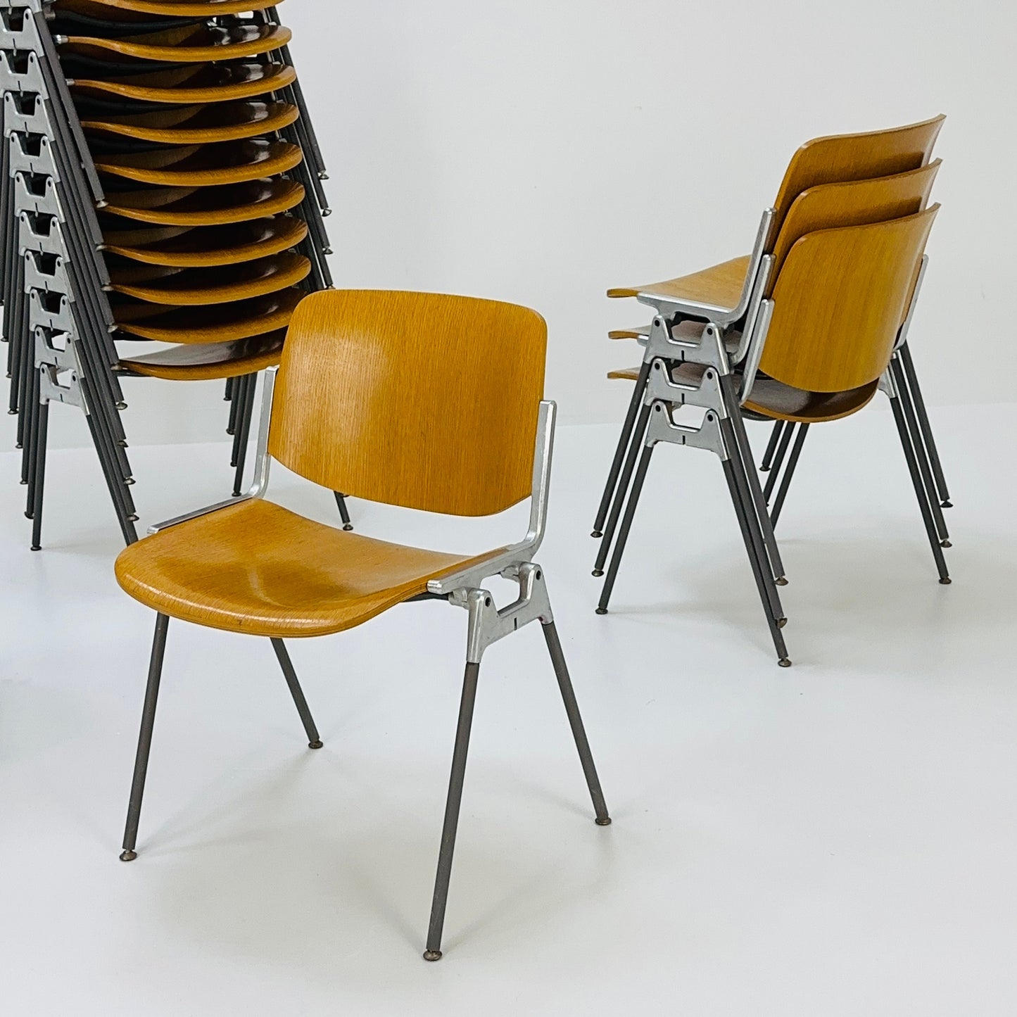 Mid century Stacking desk chair by Giancarlo Piretti for Anomima Castelli ,Italy 1960s