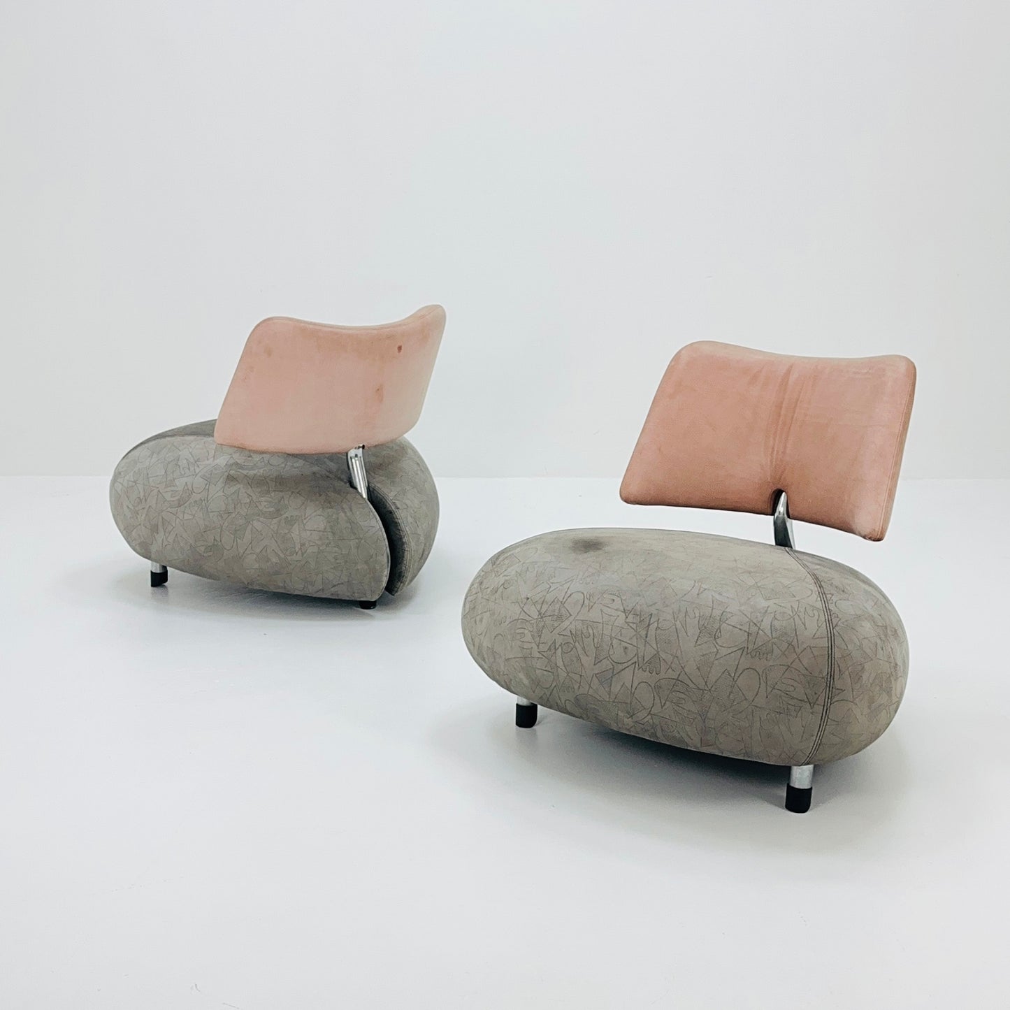 Set of 2 Mid century Orginal Leather Pallone lounge chairs by Roy de Scheemaker for Leolux, 1980s