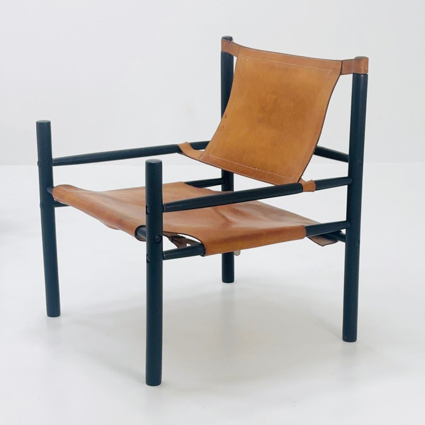 Mid century Sling Safari chair set by Abel Gonzalez cognac leather Argentina 1960s