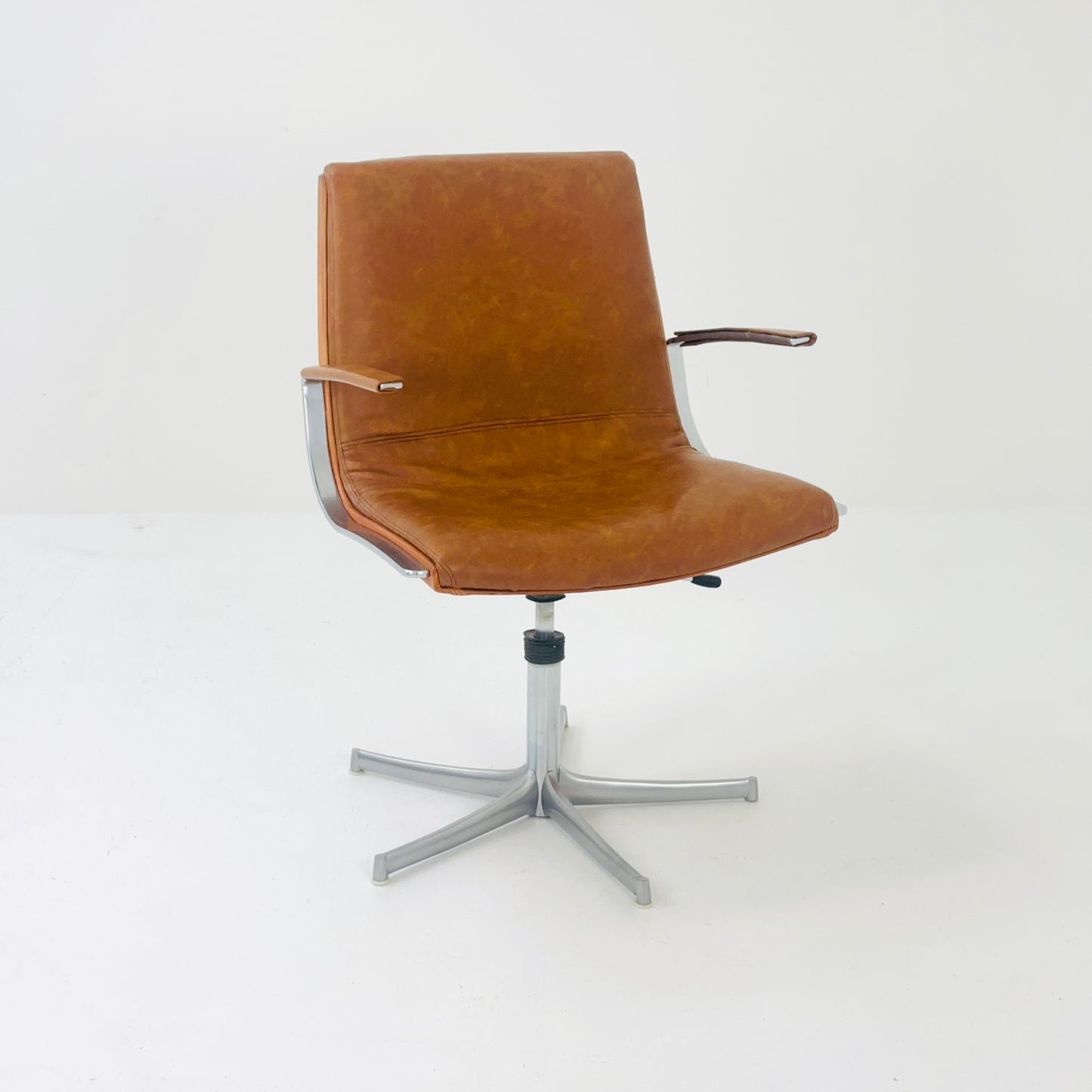 Mid century LOGOS office chair by Bernd Münzebrock for Dieter Knoll 1970s