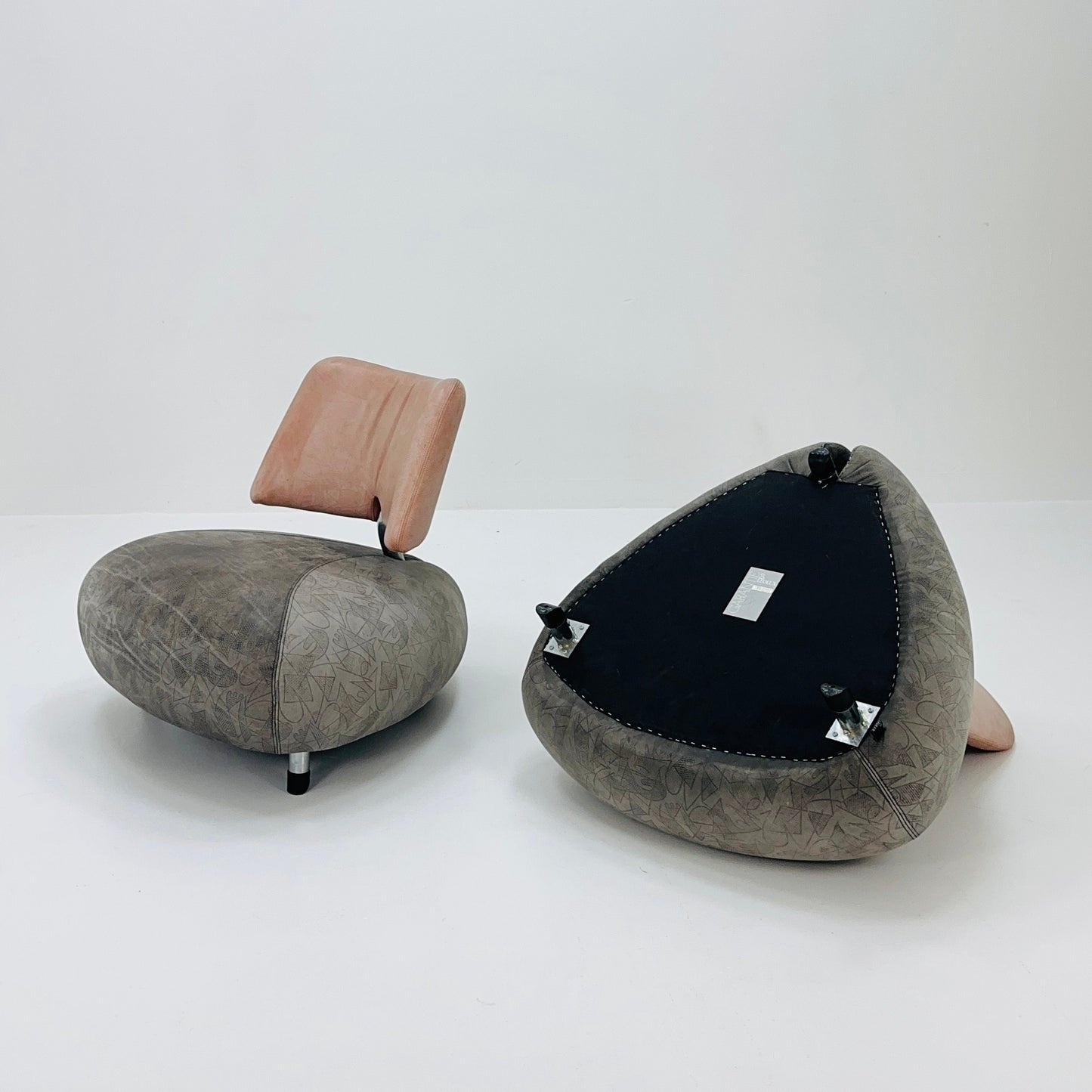 Set of 2 Mid century Orginal Leather Pallone lounge chairs by Roy de Scheemaker for Leolux, 1980s