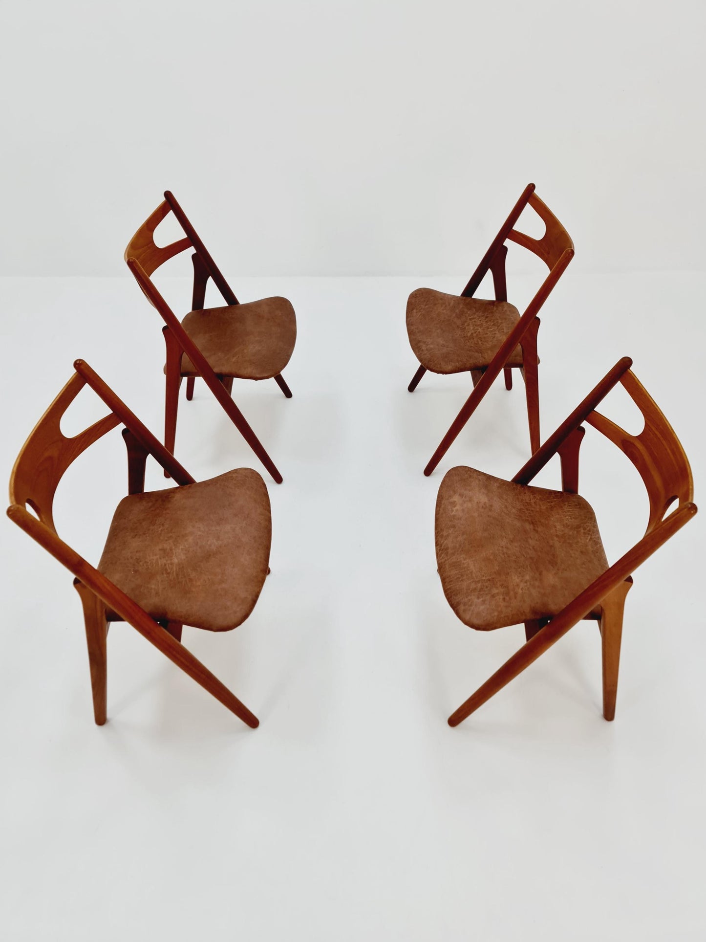 Danish teak with leather sits dining chairs by Hans Wegner for carl Hansen & Son, 1960s, set of 6