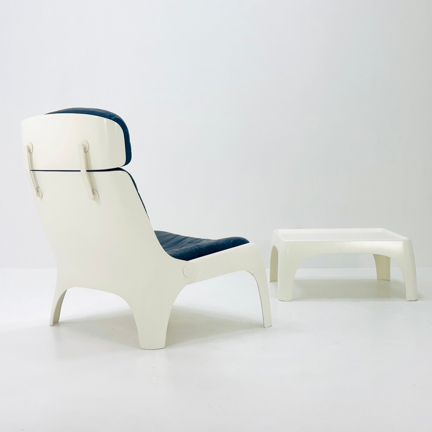 Space Age lounge chair and table set by Carl Straub, Germany 1980s