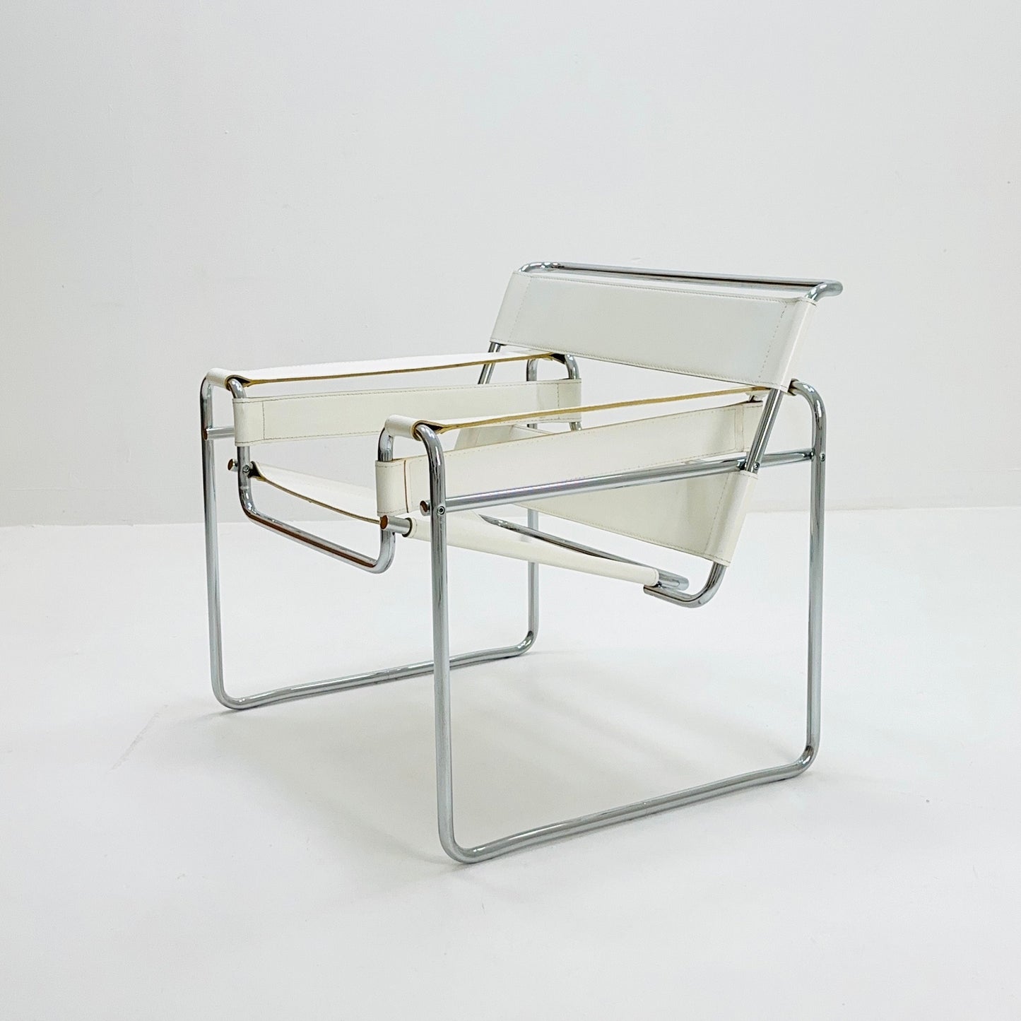 Mid century white armchair B3 WASSILY by Marcel Brauer , 1990s Italy
