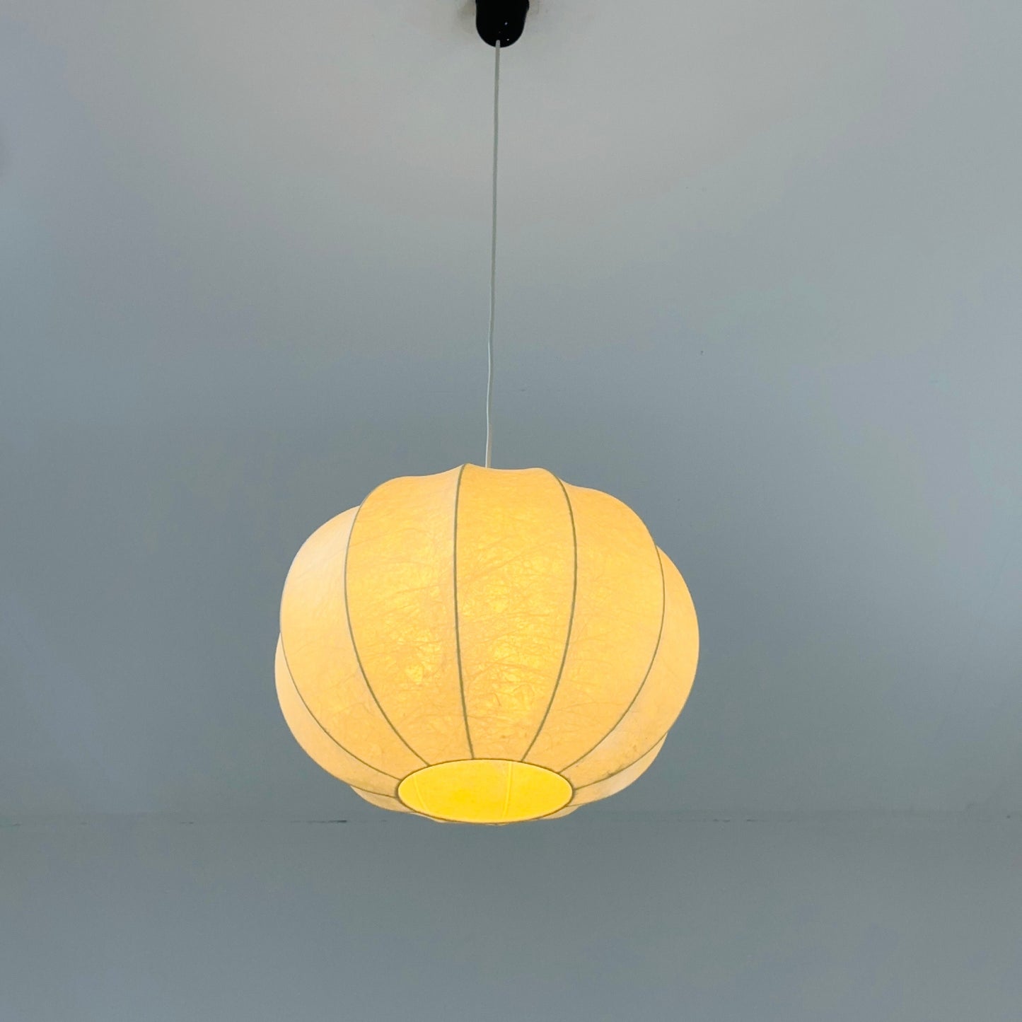 Big Space age pendant lamp by Designer Achille & Pier Giacomo Castiglioni : Bovezzo (Italy)