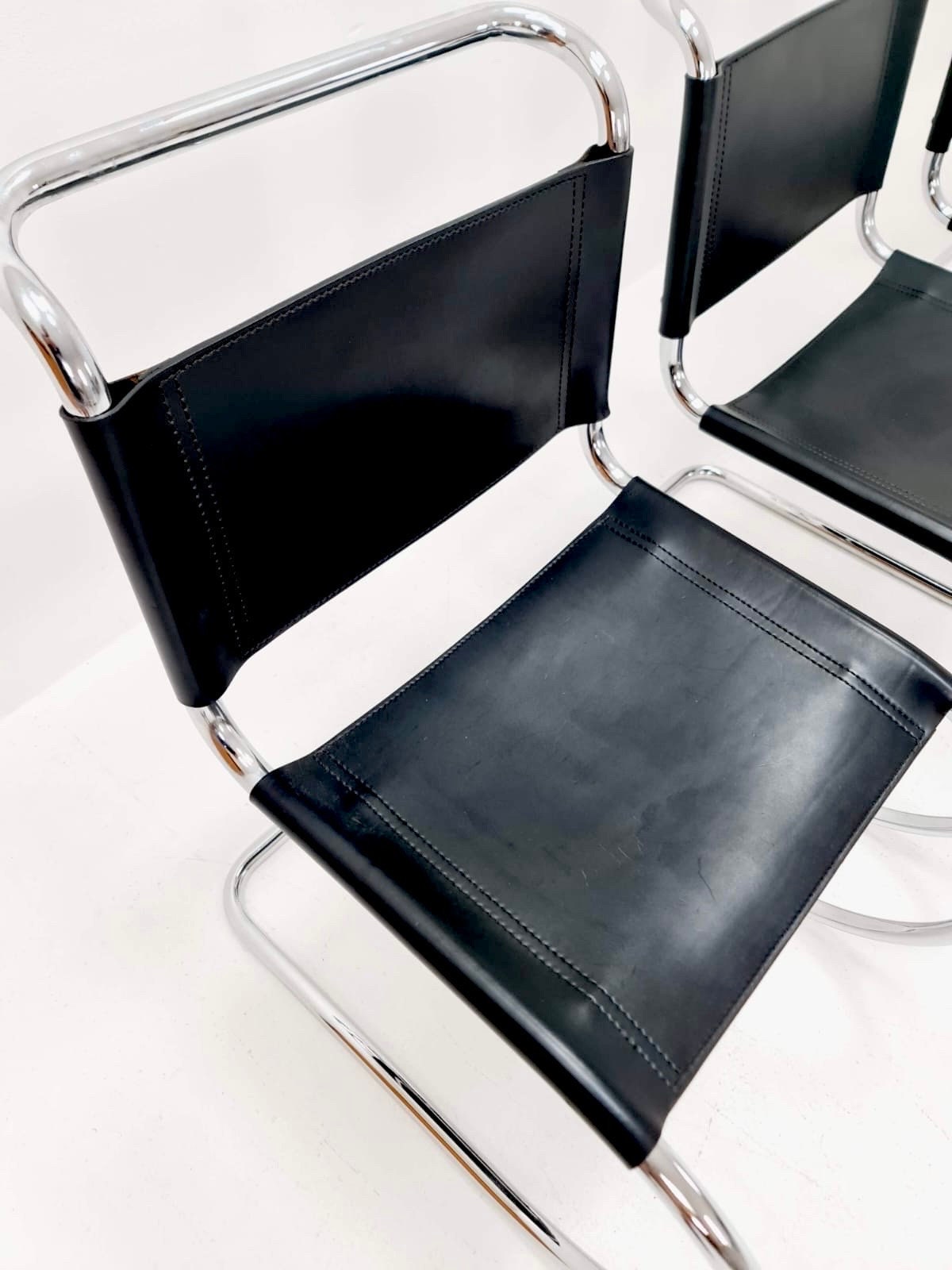 Set of 4 MR10 lounge black leather chairs design by Ludwig Mies van der Rohe , 1980s Italy