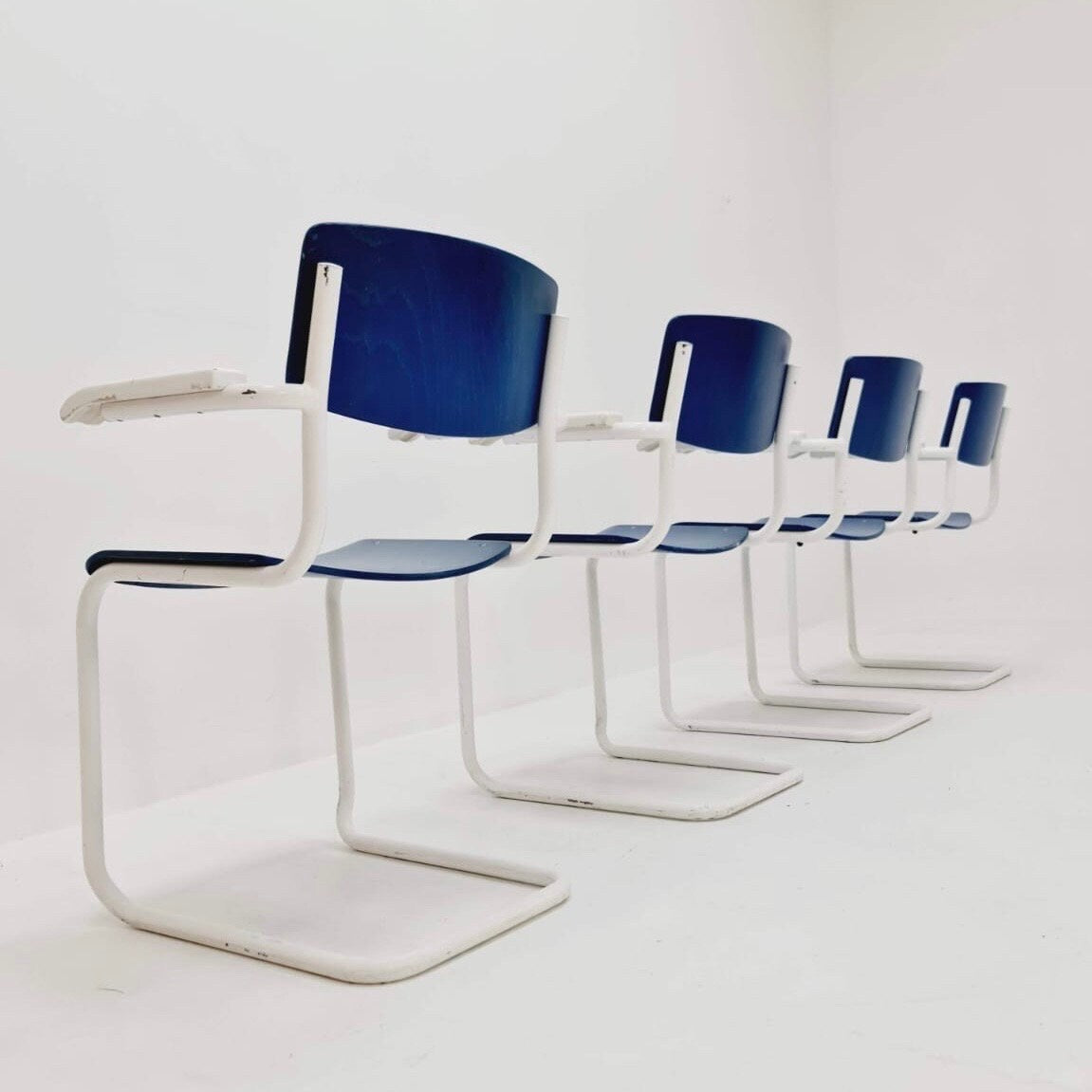 Set of 4 Mid century Bauhaus Thonet / S 43 F / cantilever chairs by Thonet Orginal Germany 1970S