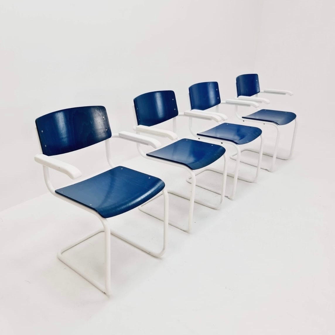 Set of 4 Mid century Bauhaus Thonet / S 43 F / cantilever chairs by Thonet Orginal Germany 1970S