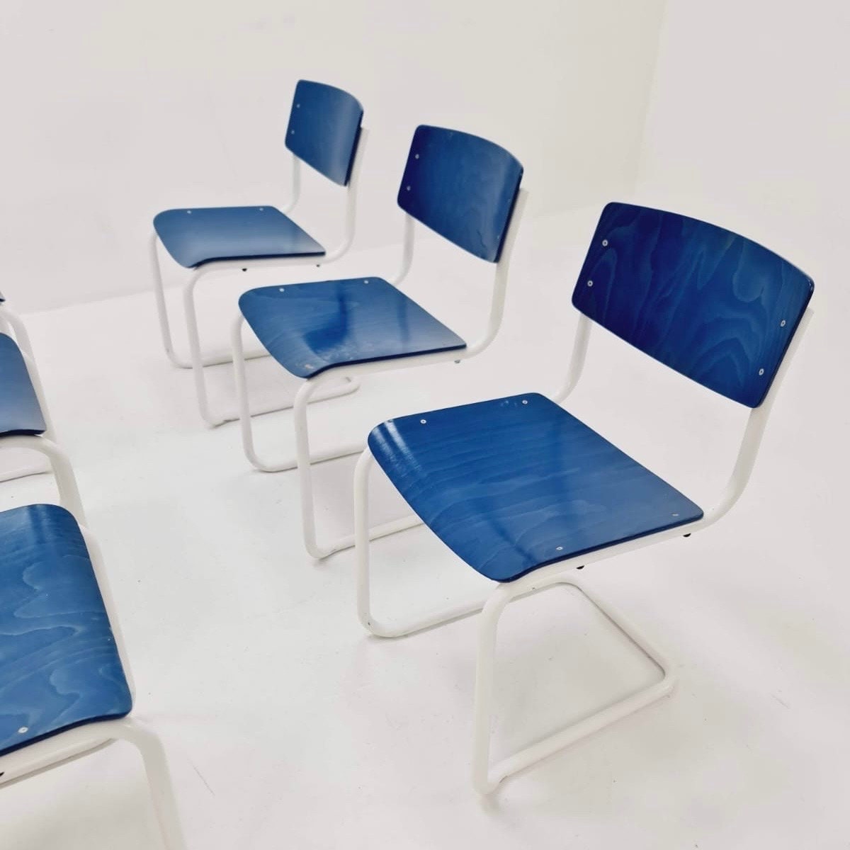 Set of 6 Mid century Bauhaus / S 43 cantilever chairs by Mart stam Thonet Orginal Germany 1970S