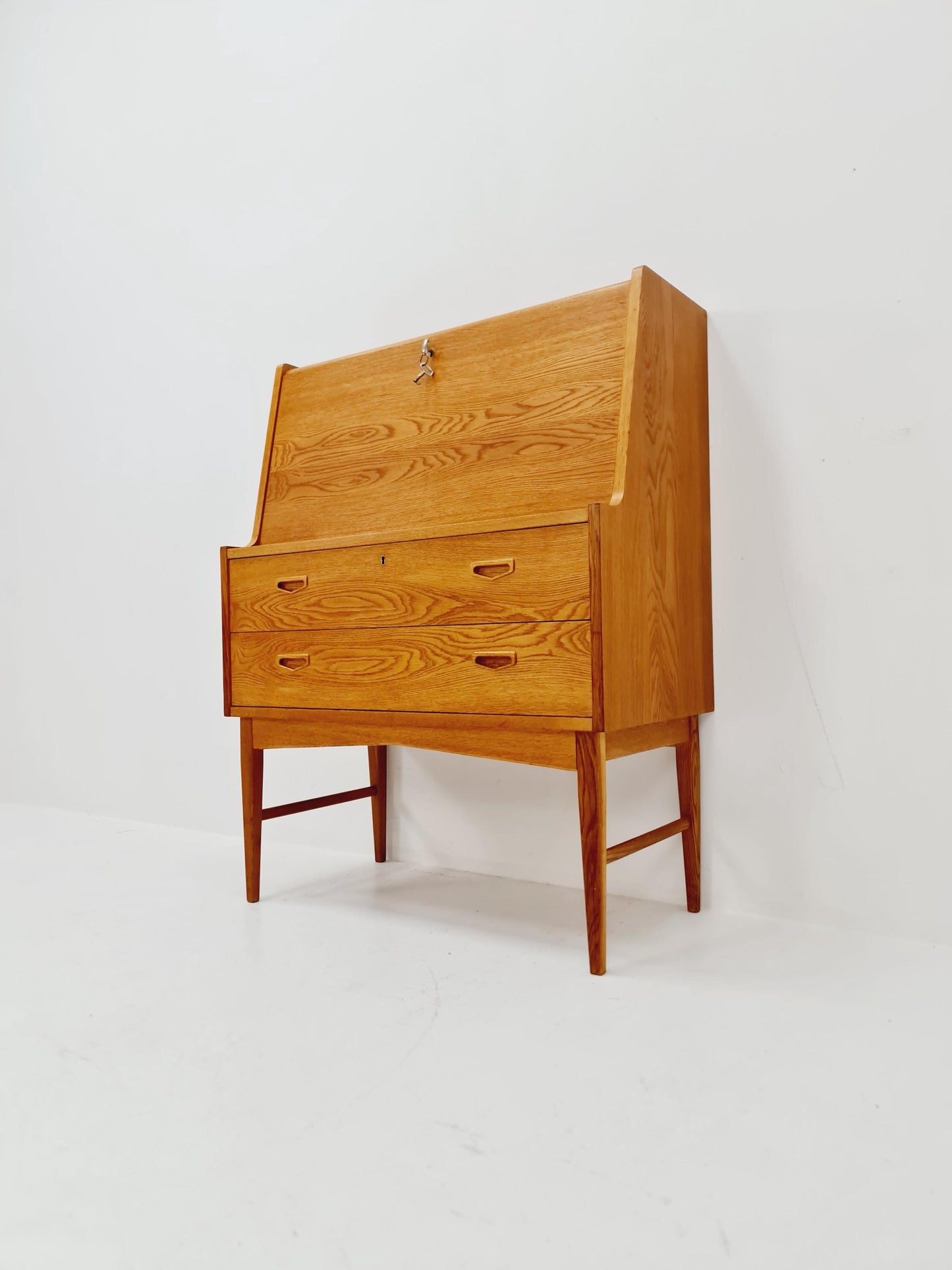 Midcentury Danish vintage oak secretary, vanity /Make up table By Arne Wahl Iversen, 1960s