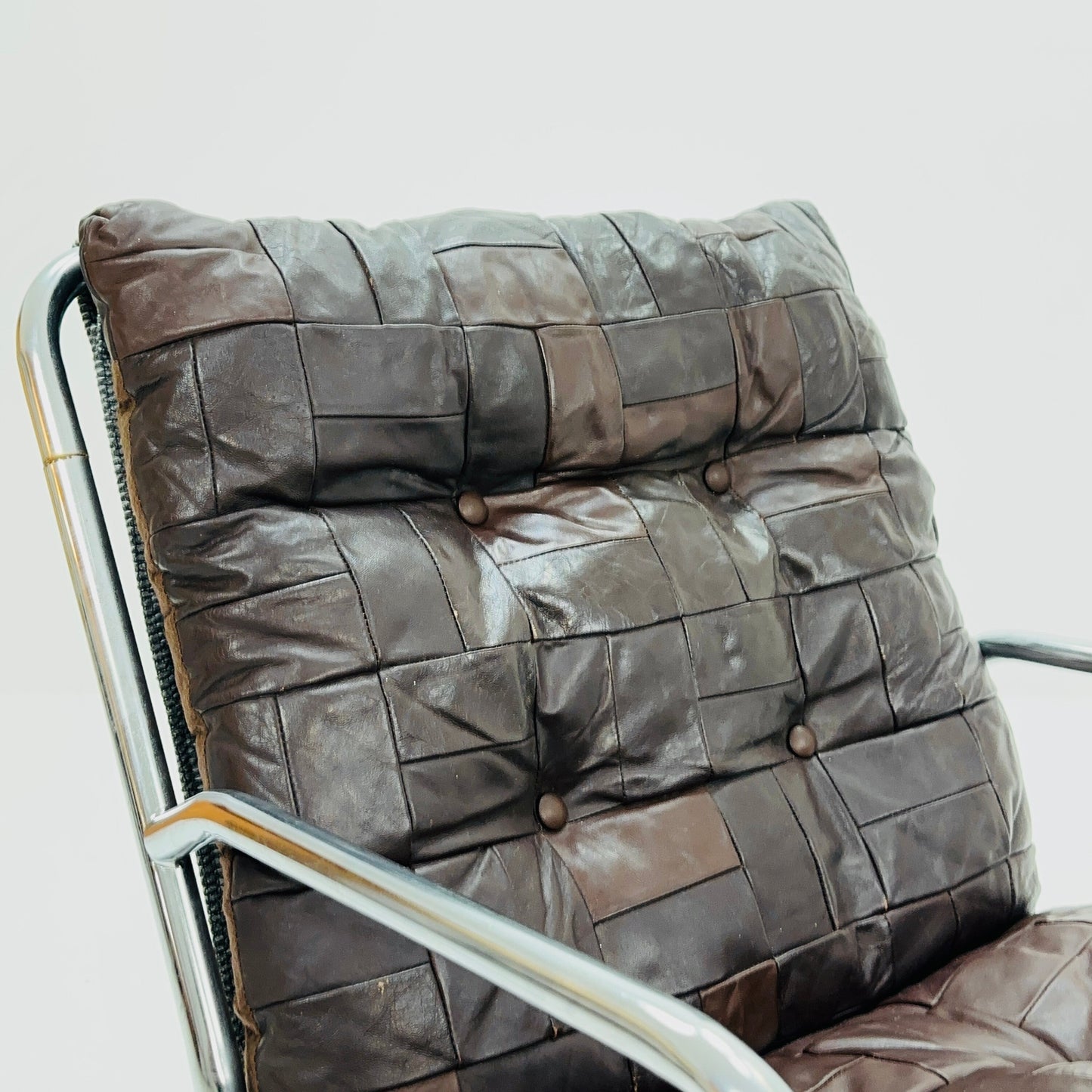 Mid-century sling brown leather lounge chair by Peter Hoyte, 1960s