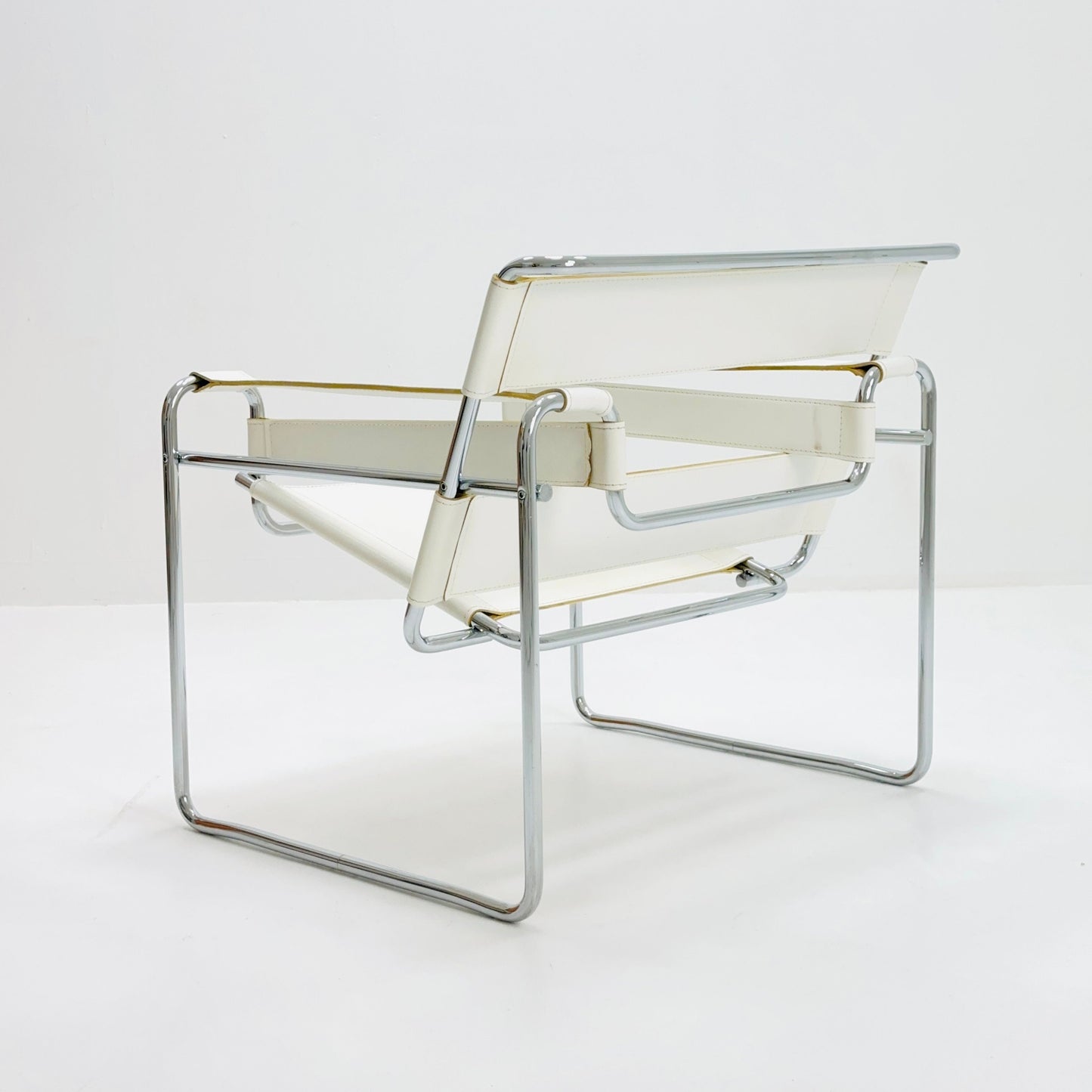 Mid century white armchair B3 WASSILY by Marcel Brauer , 1990s Italy