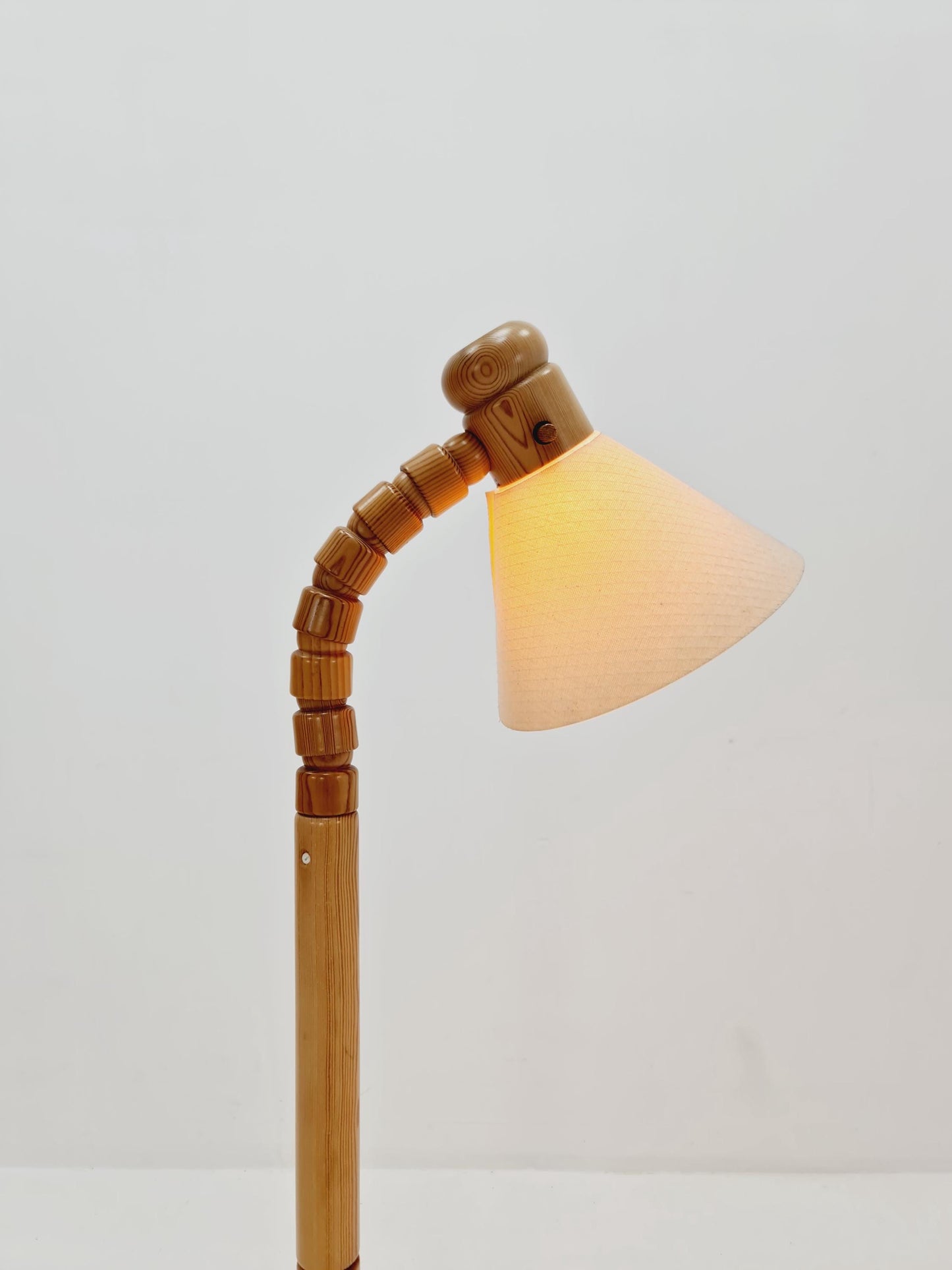 Vintage Swedish pine floor lamp by Solbackens Svarveri AB, 1970s