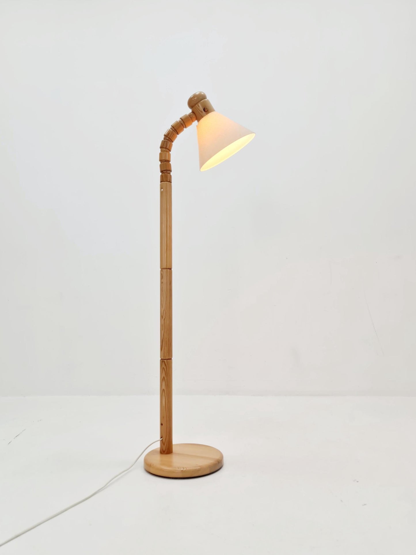 Vintage Swedish pine floor lamp by Solbackens Svarveri AB, 1970s